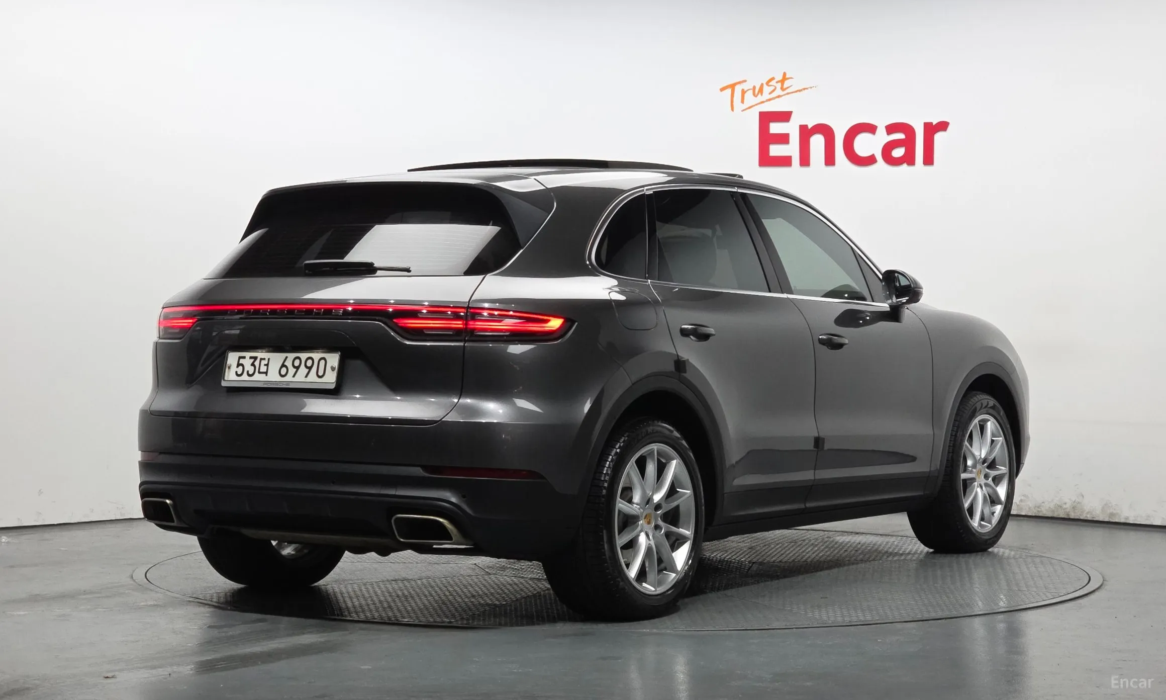 Porsche Cayenne (PO536) превью 2