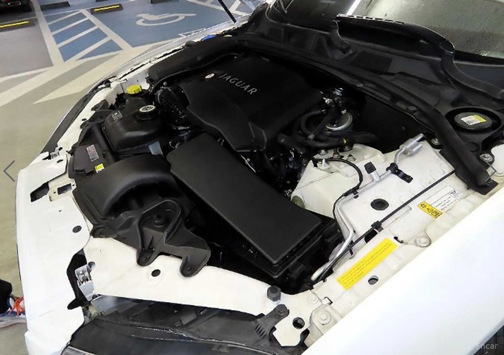 Jaguar New XF превью 19