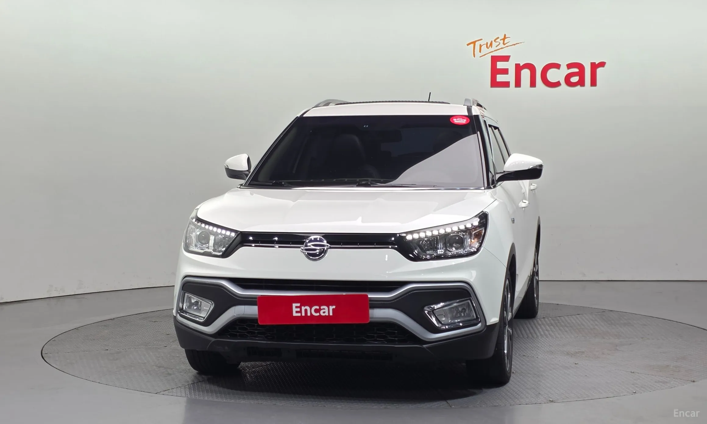 KG Mobility (SsangYong) Tivoli Air превью 3
