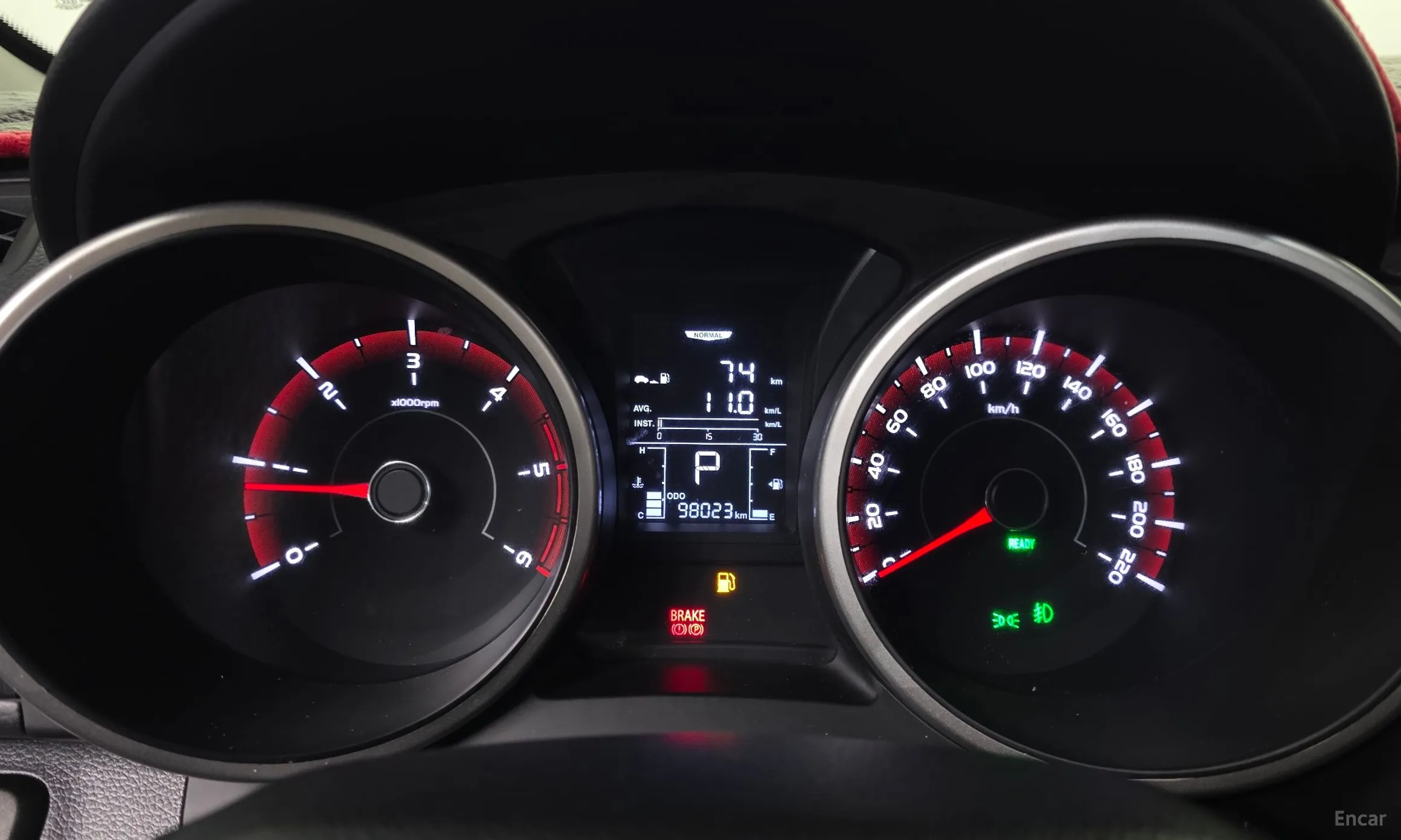 KG Mobility (SsangYong) Tivoli Air превью 8