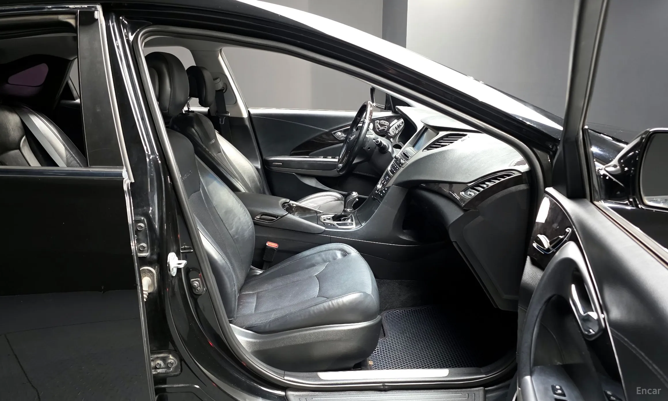 Hyundai Grandeur HG превью 10