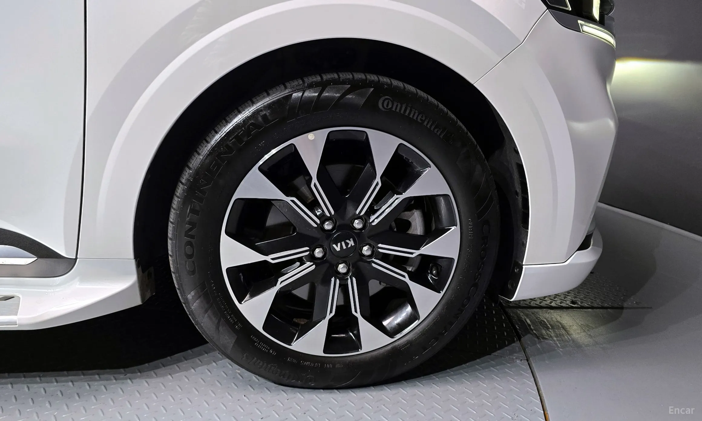 Kia Carnival Gen 4 превью 5