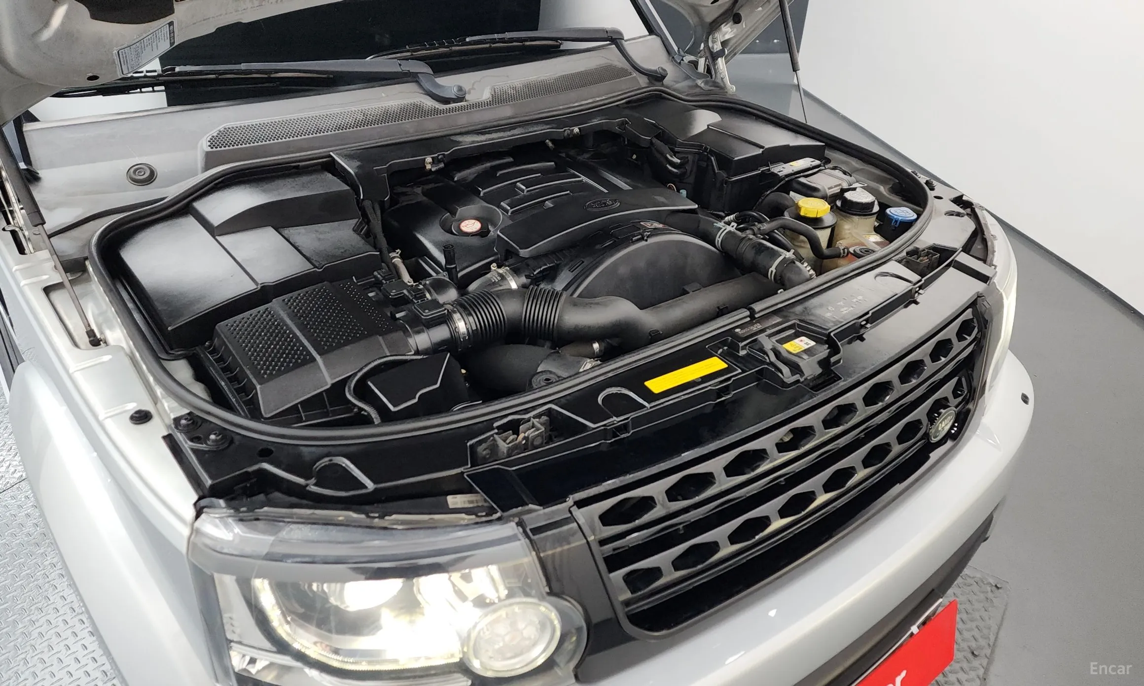Land Rover Discovery 4 превью 6