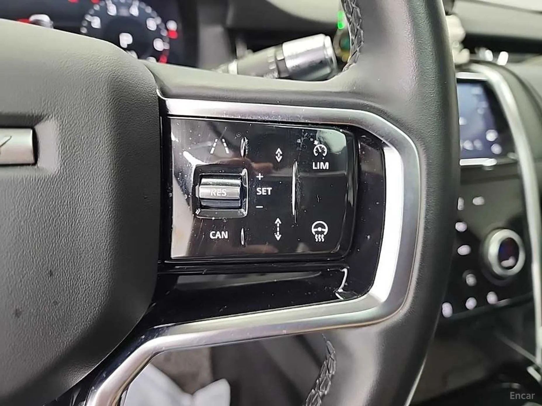 Land Rover Discovery Sports превью 18