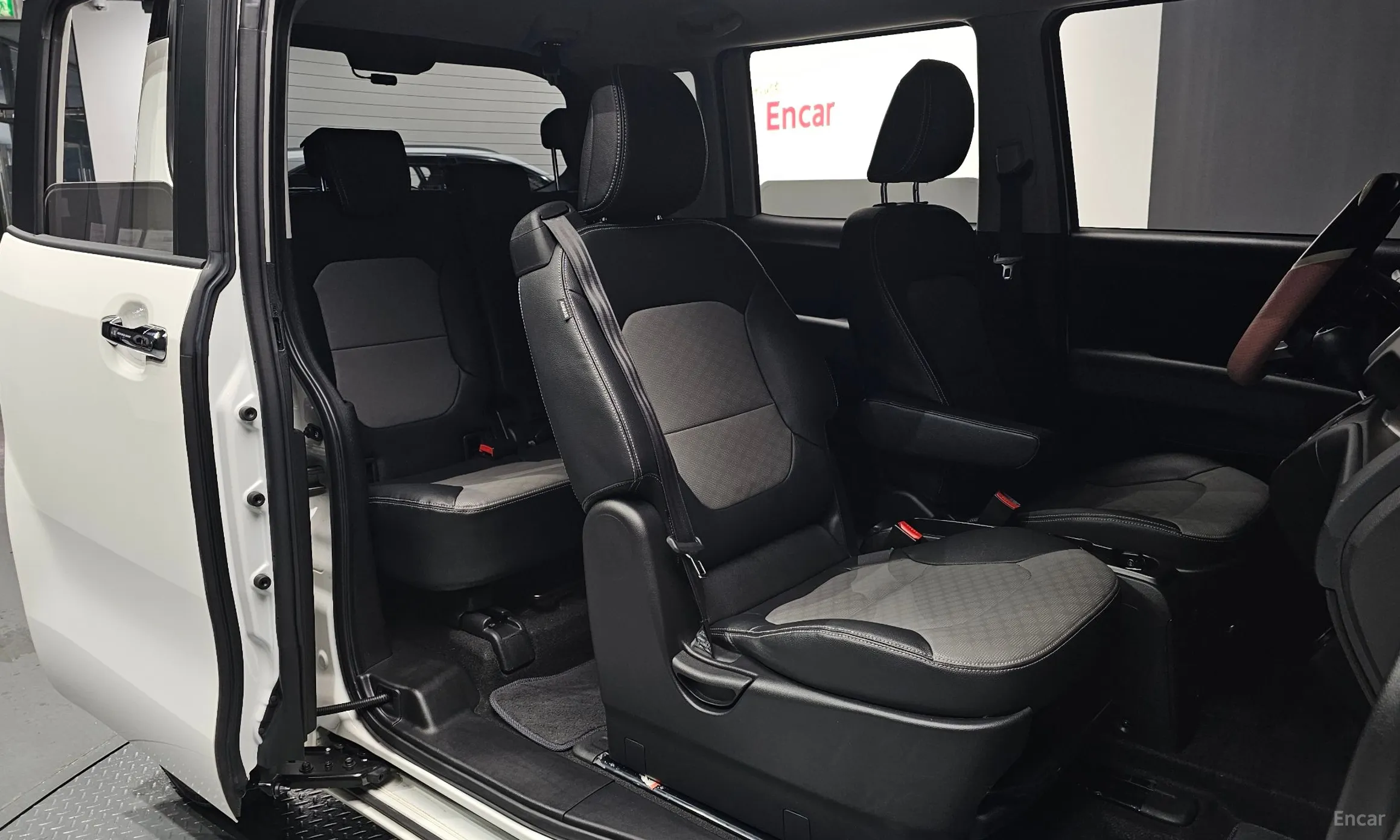 Kia Ray превью 10