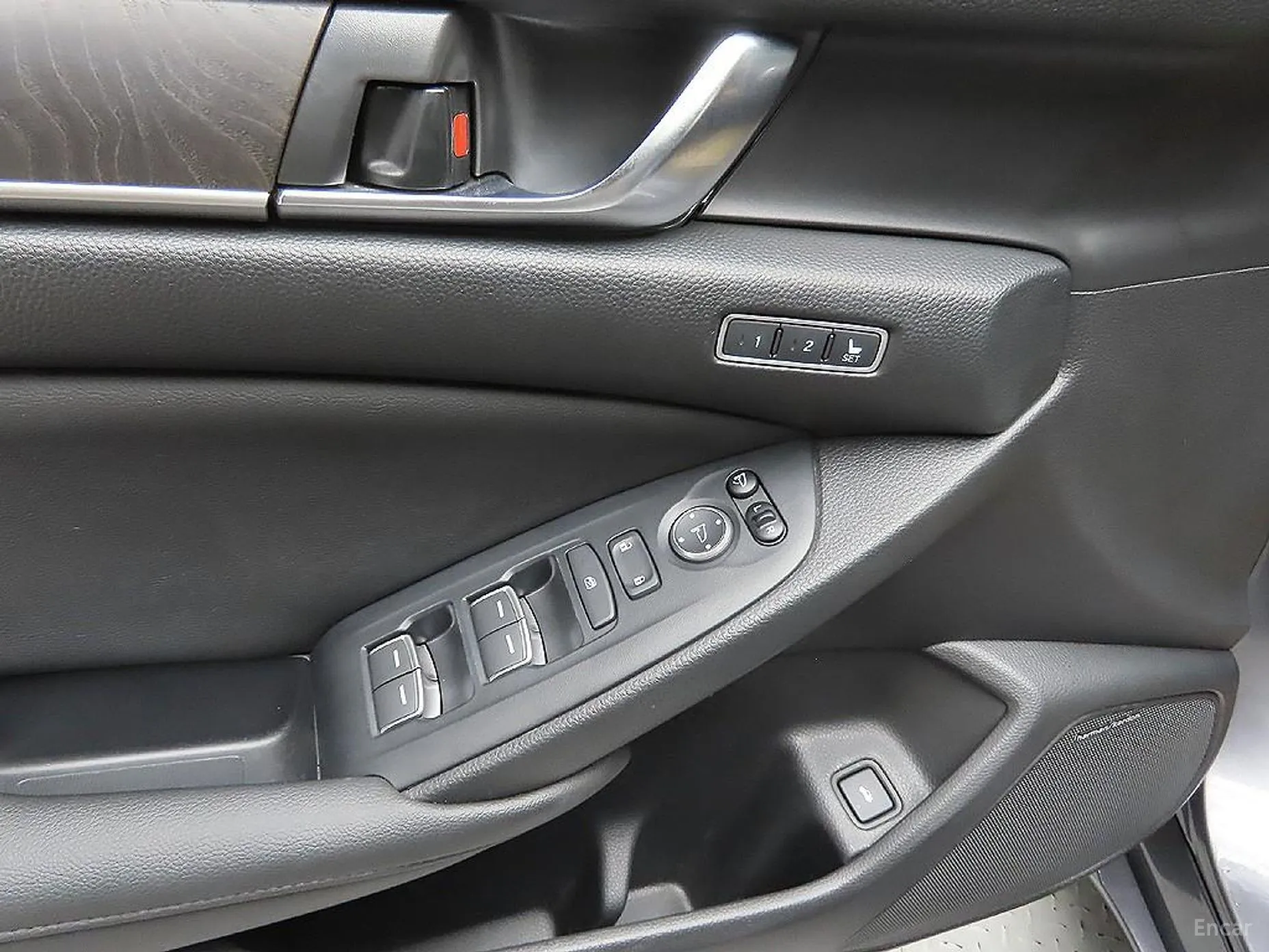 Honda Accord 10th Generation превью 11