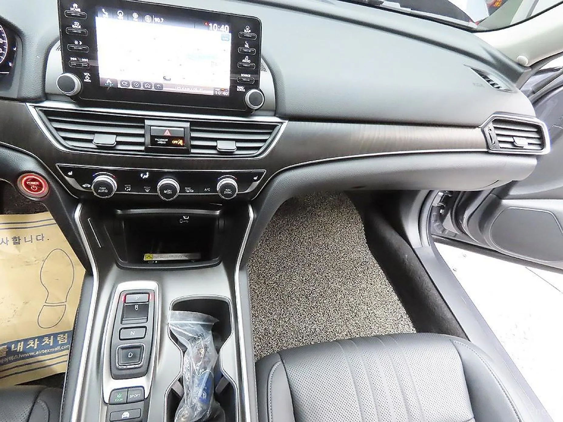 Honda Accord 10th Generation превью 15