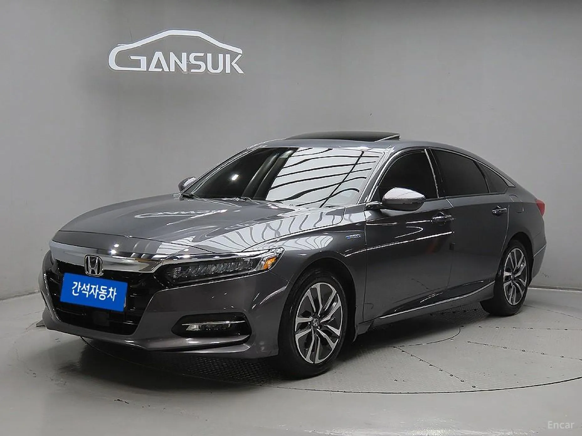 Honda Accord 10th Generation превью 2