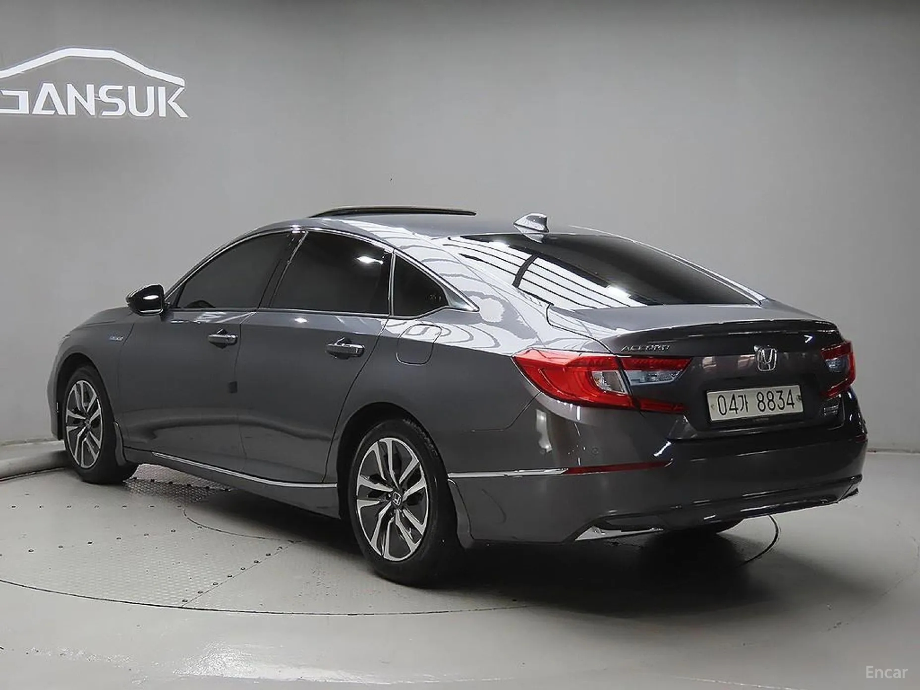 Honda Accord 10th Generation превью 3