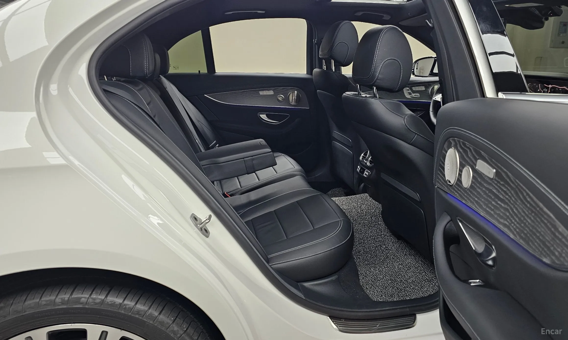 Mercedes Benz E-Class W213 превью 12