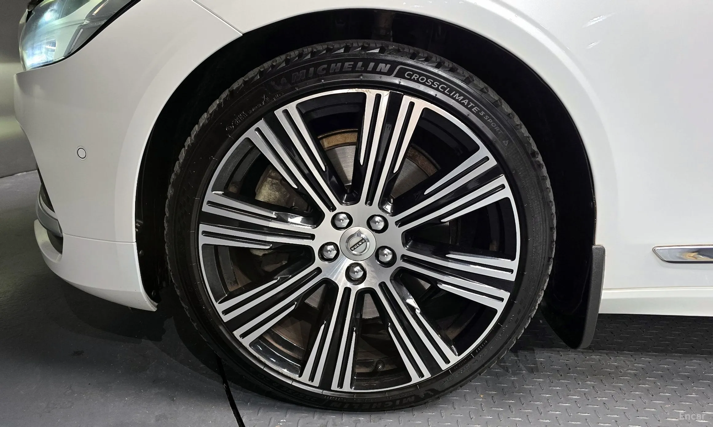 Volvo S90 превью 5