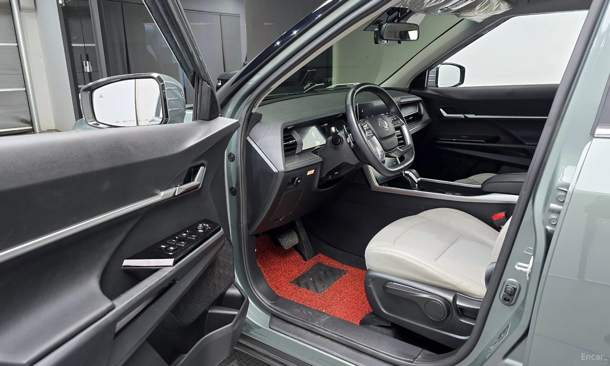 KG Mobility (SsangYong) Torres превью 11
