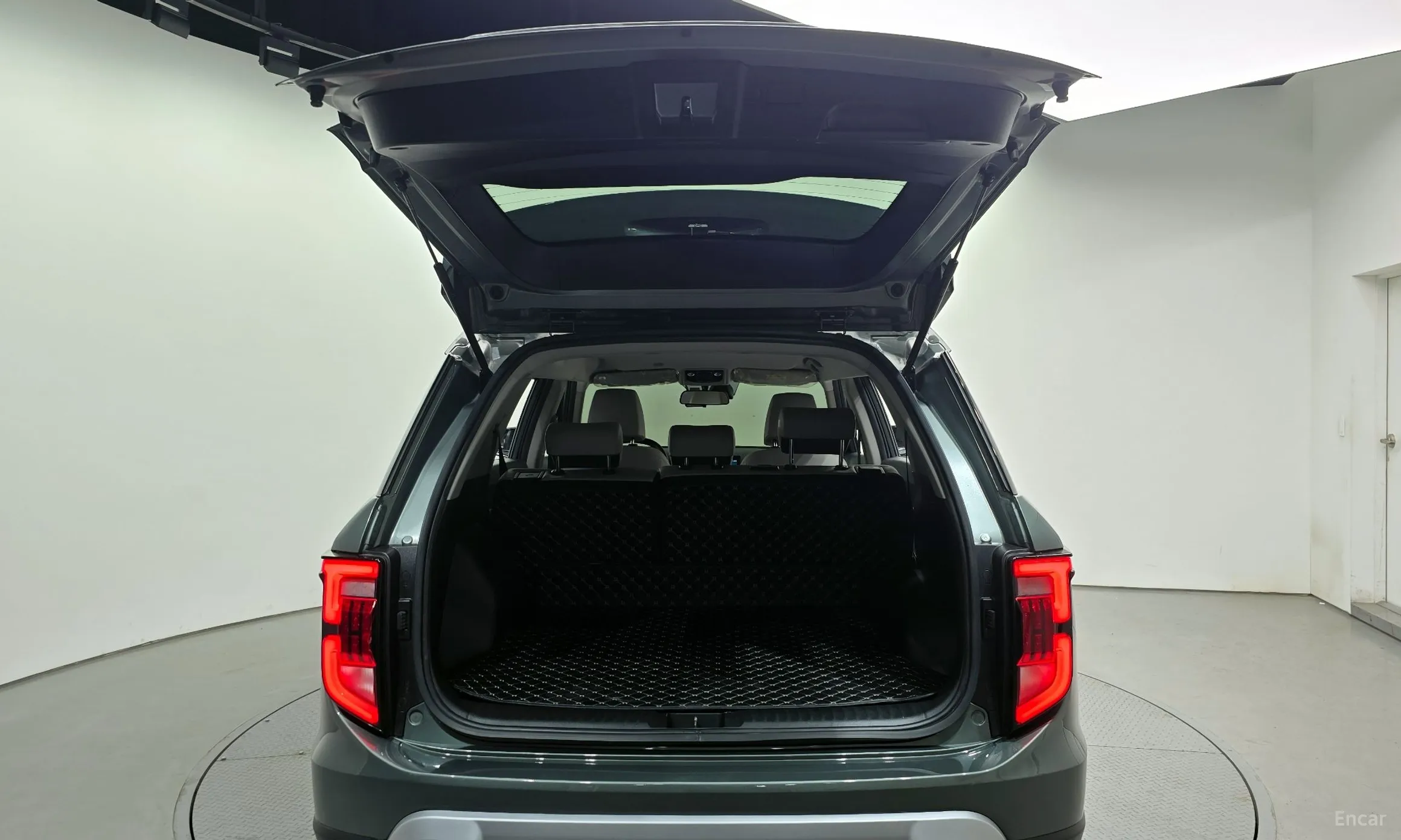 KG Mobility (SsangYong) Torres превью 20
