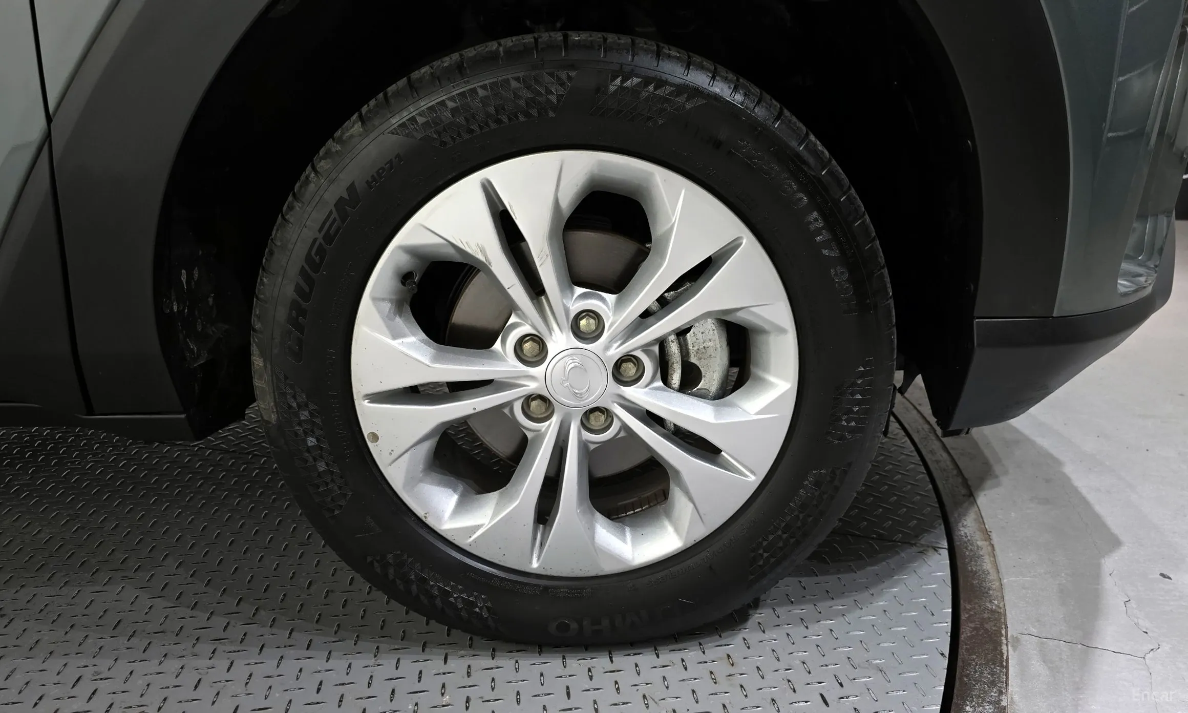 KG Mobility (SsangYong) Torres превью 5
