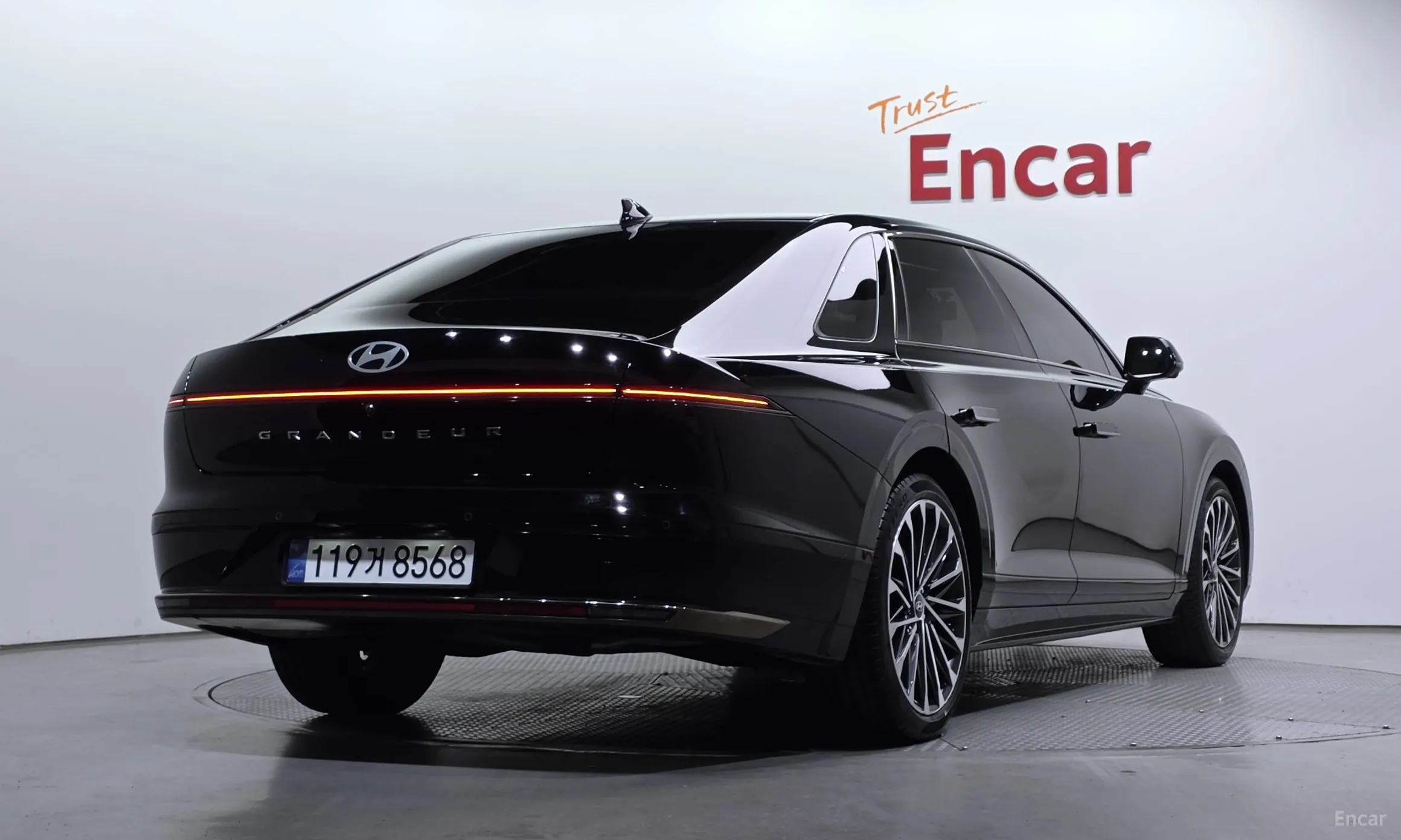 Hyundai Grandeur (GN7)
