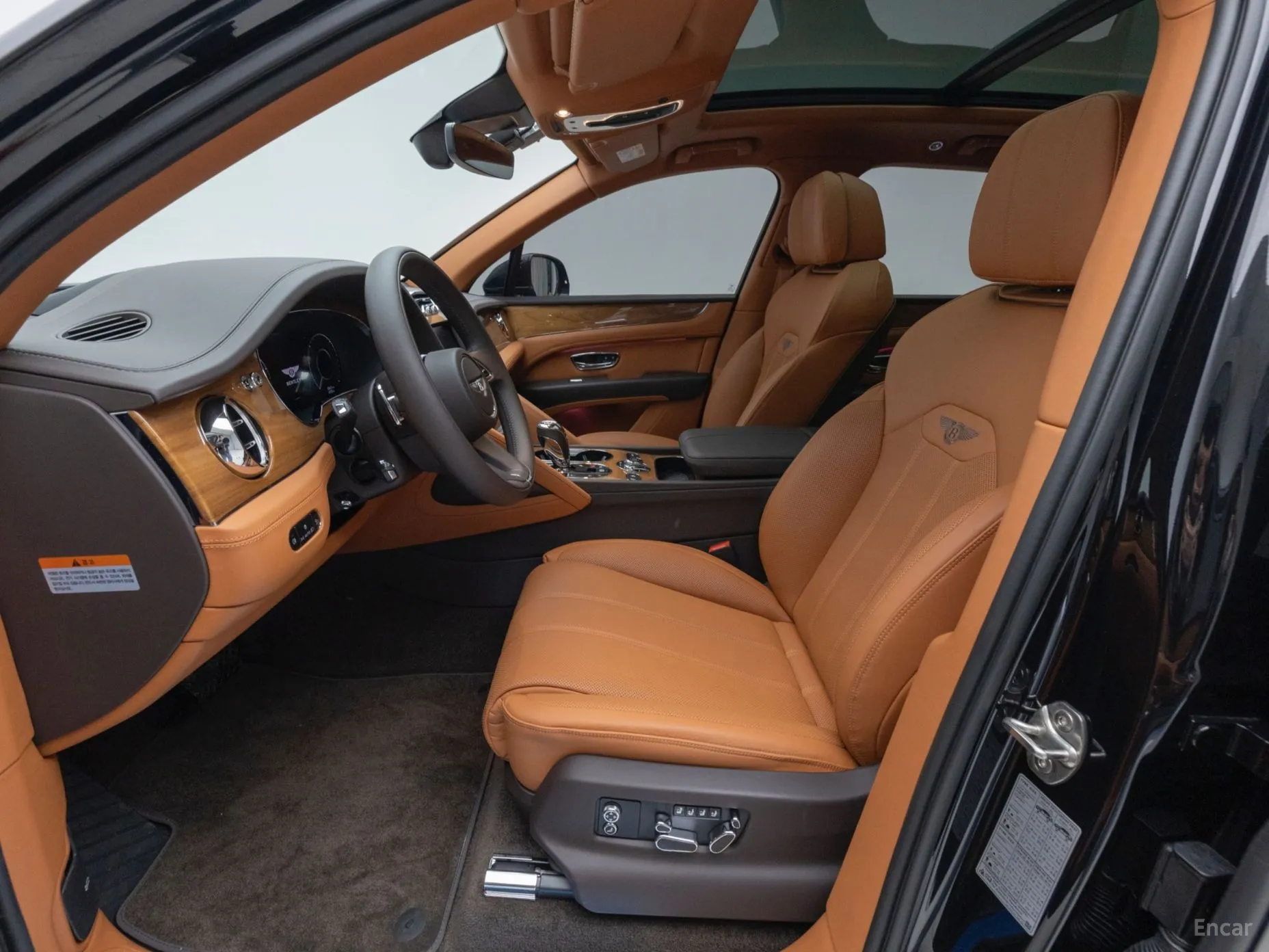 Bentley Bentayga превью 10