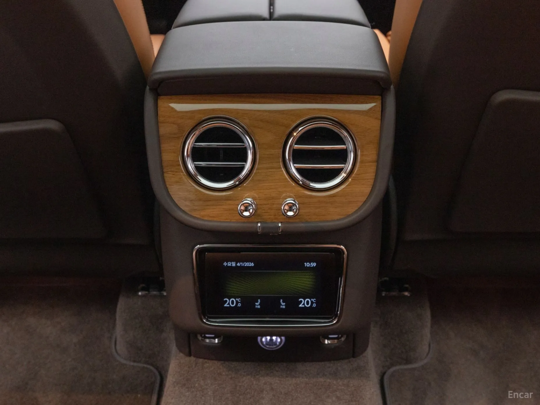 Bentley Bentayga превью 19