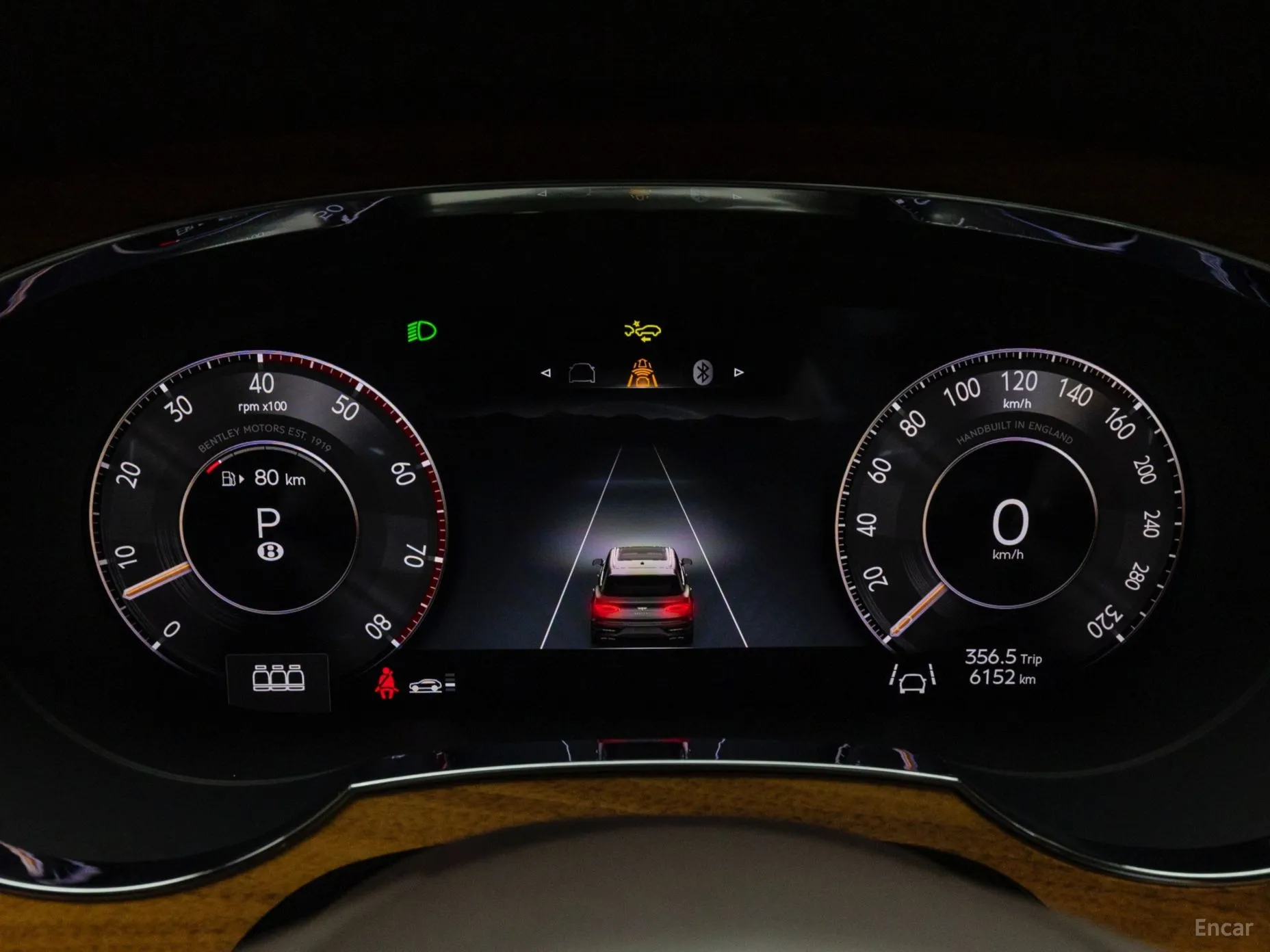 Bentley Bentayga превью 7