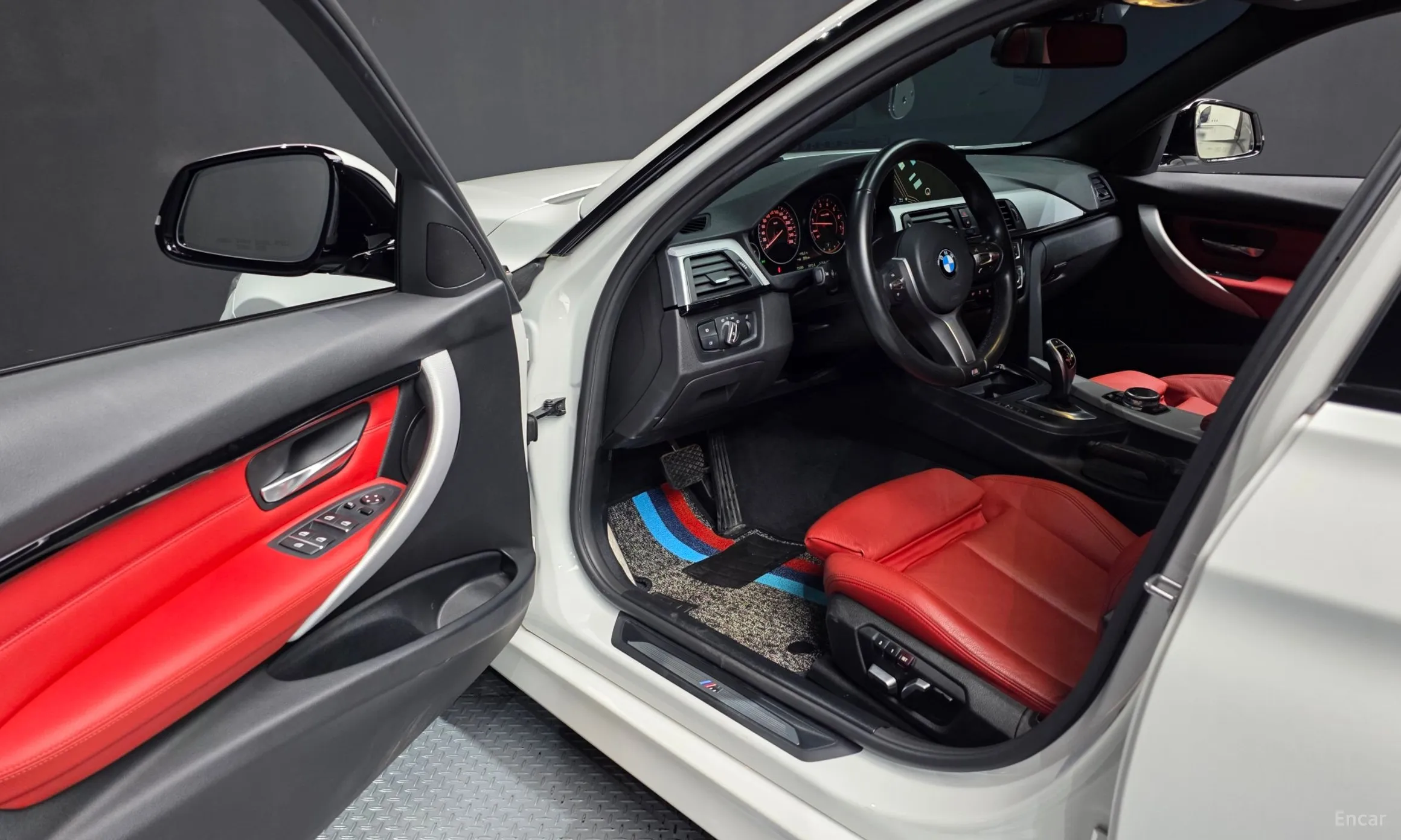 BMW 3 Series (F30) превью 10