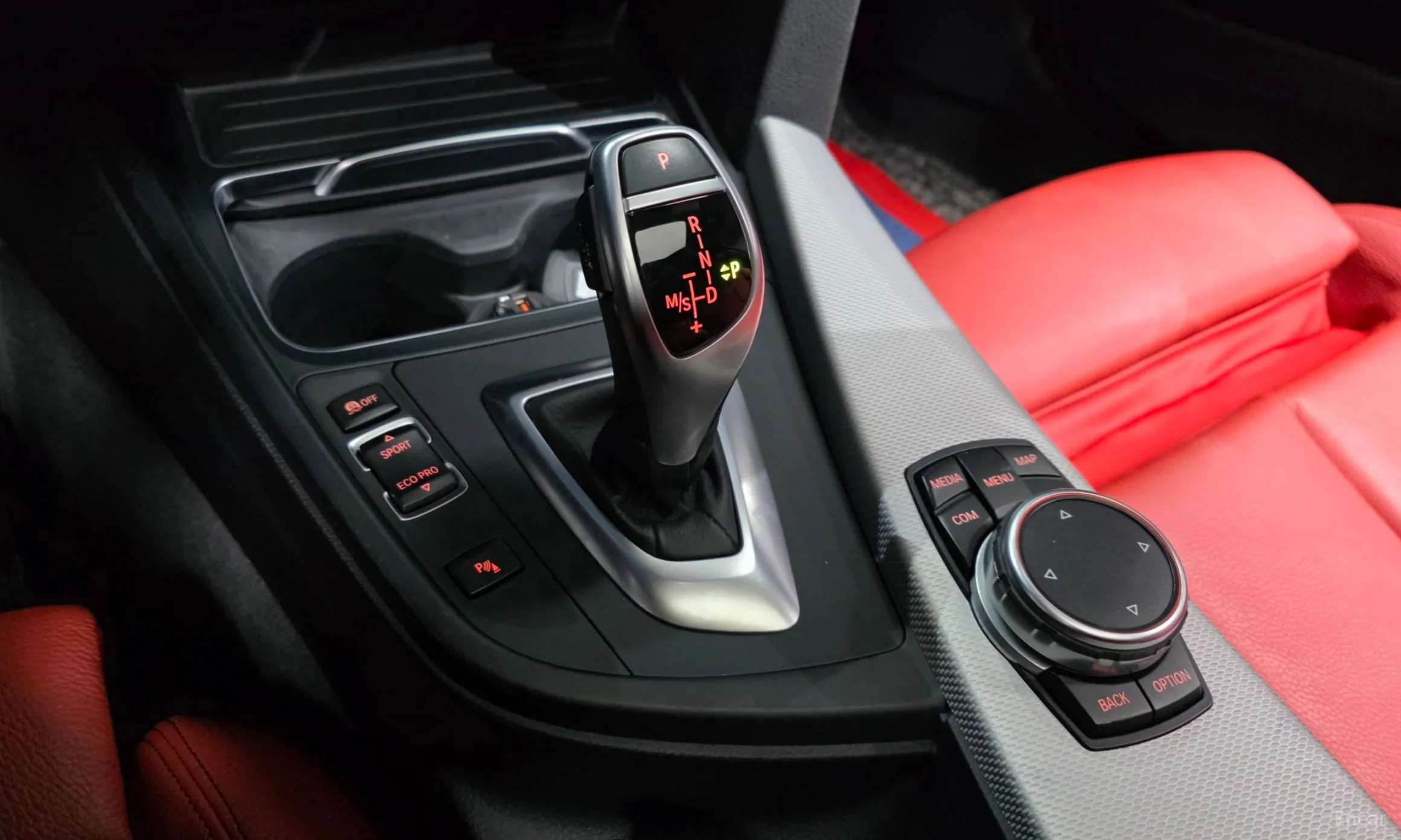 BMW 3 Series (F30) превью 9