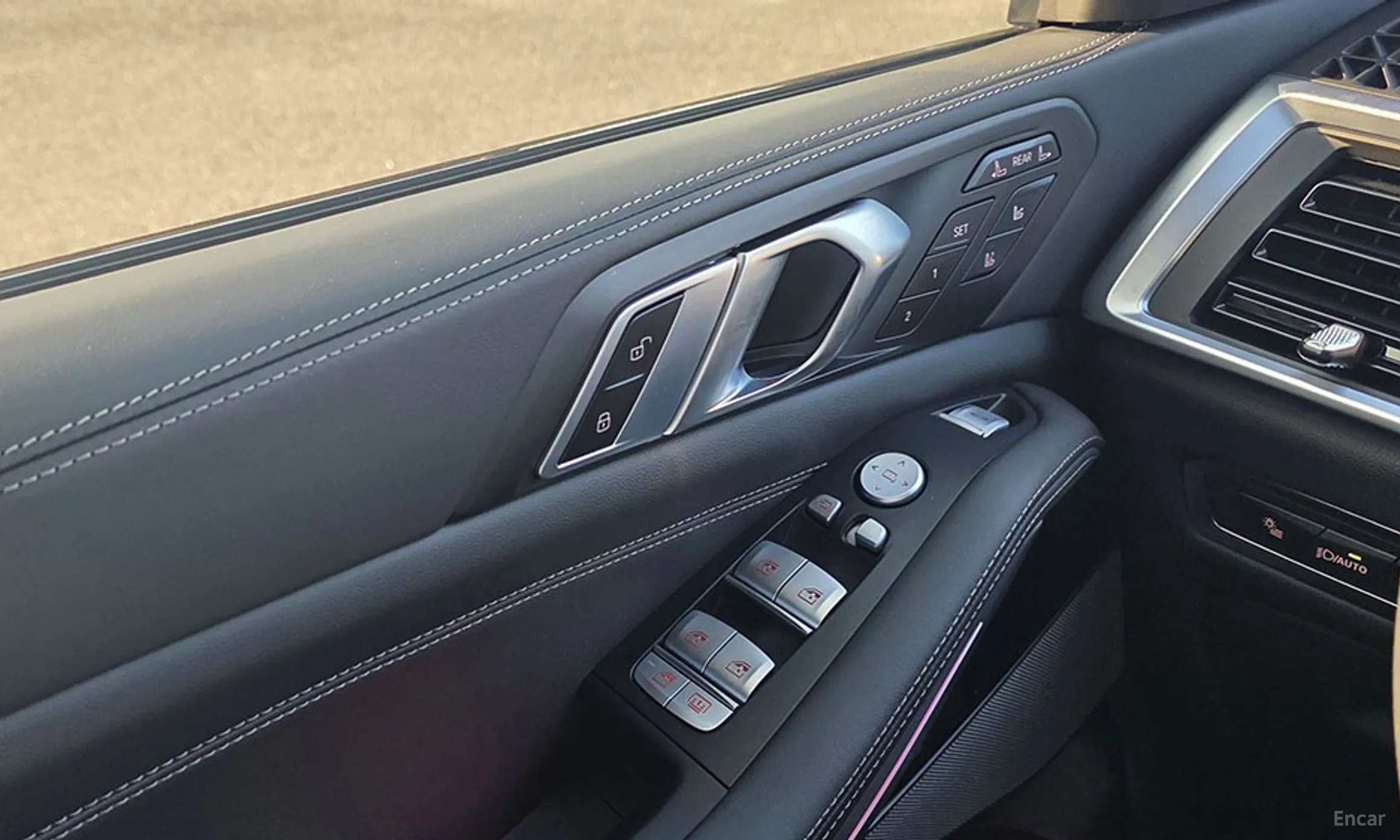 BMW X7 (G07) превью 10