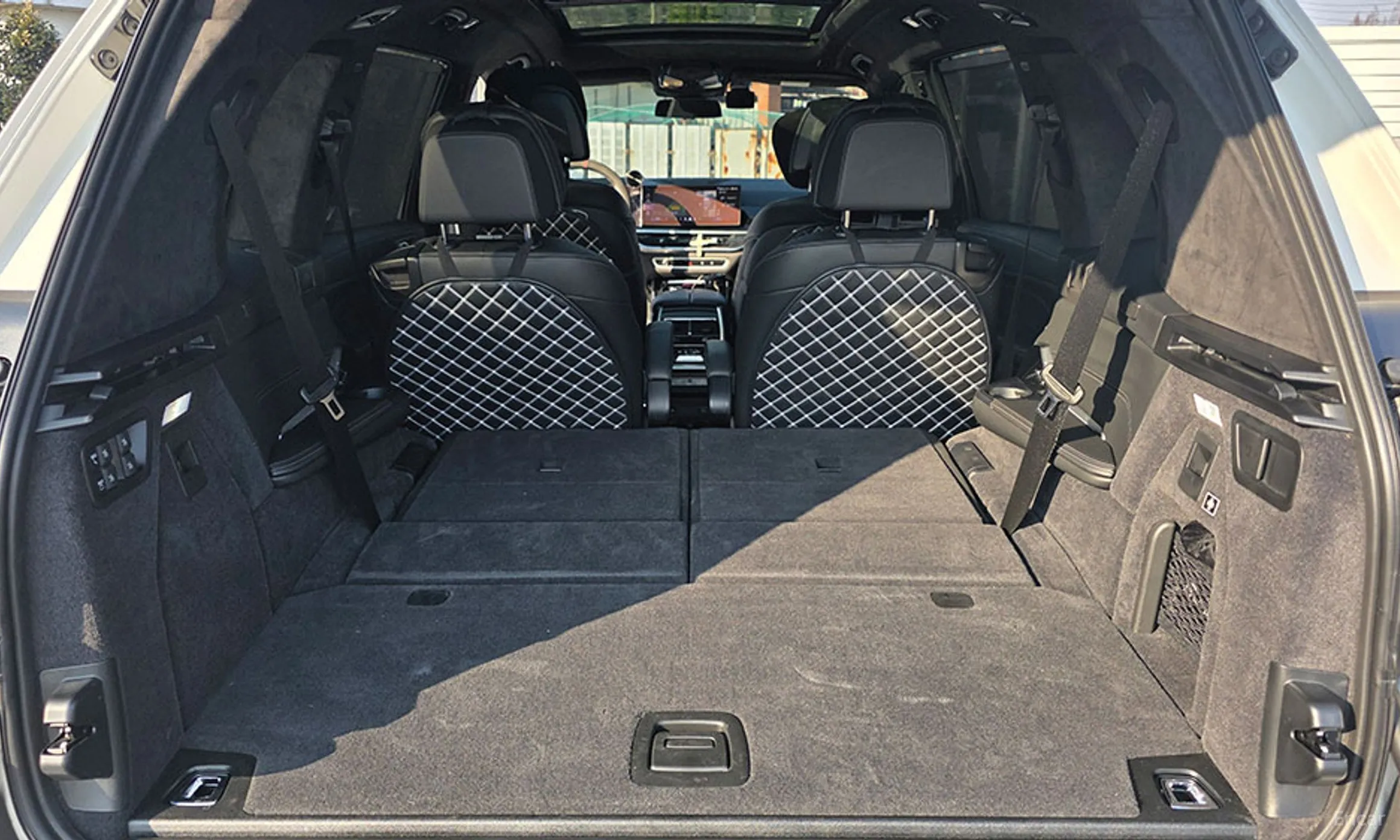 BMW X7 (G07) превью 16