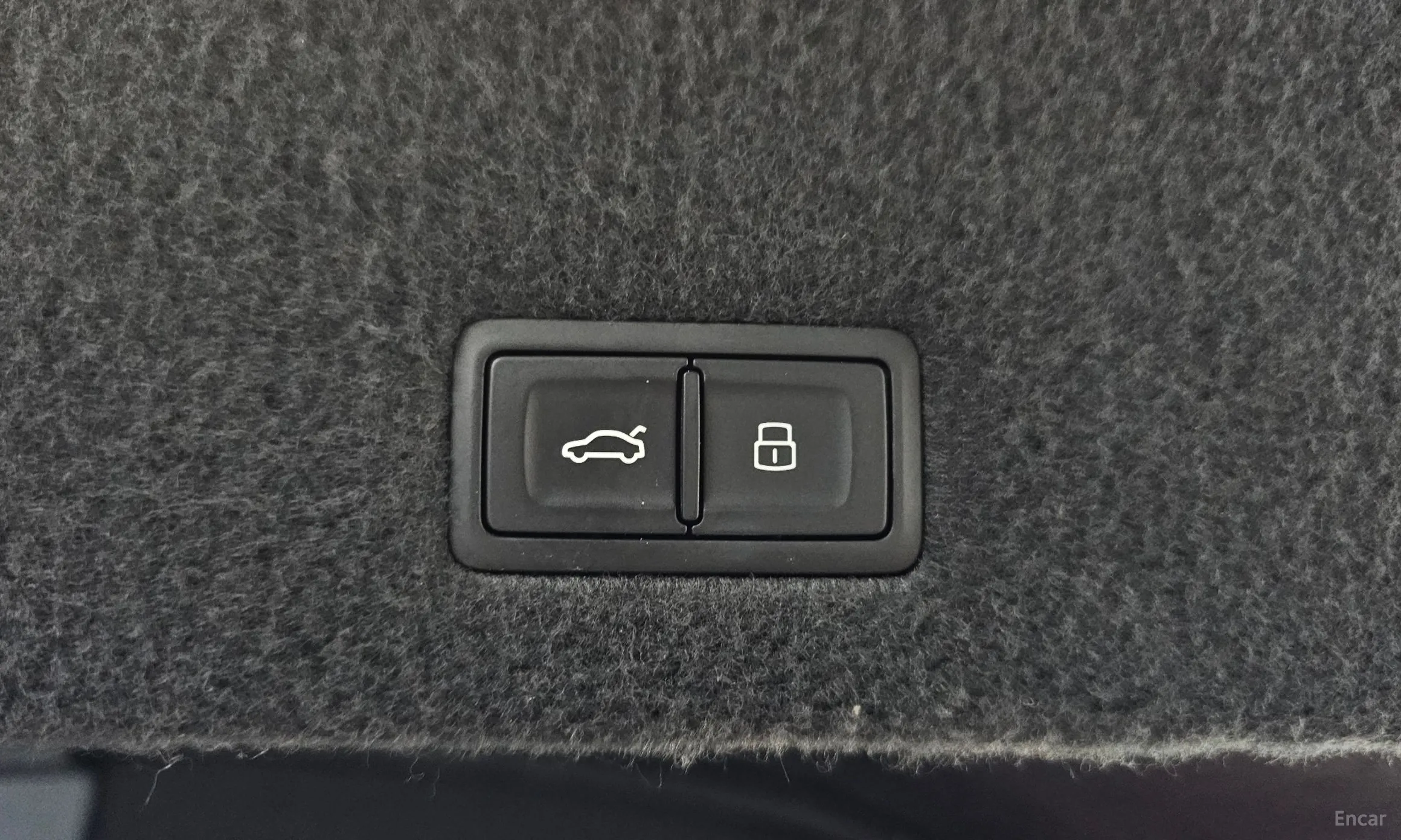 Lamborghini Urus превью 20