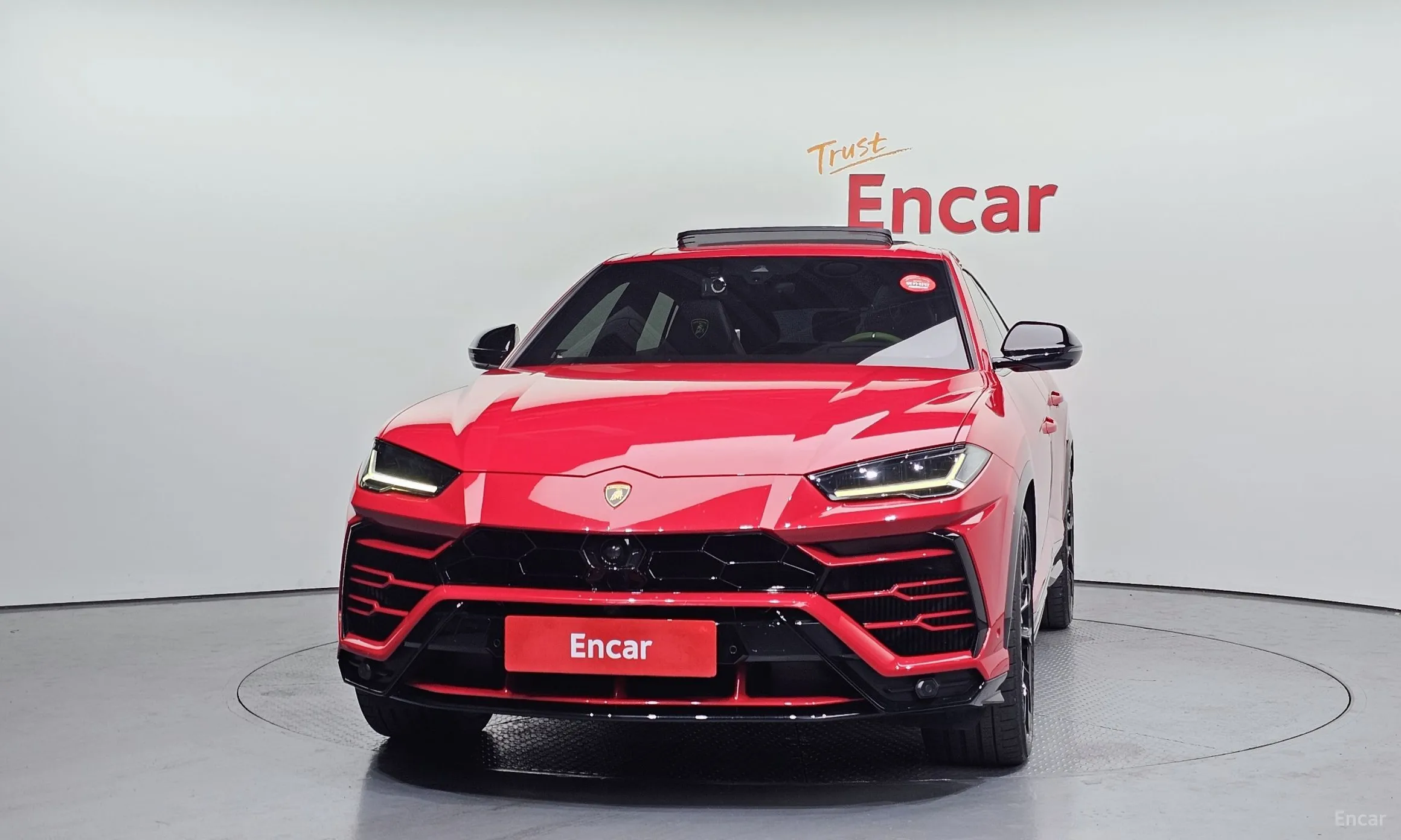 Lamborghini Urus превью 3