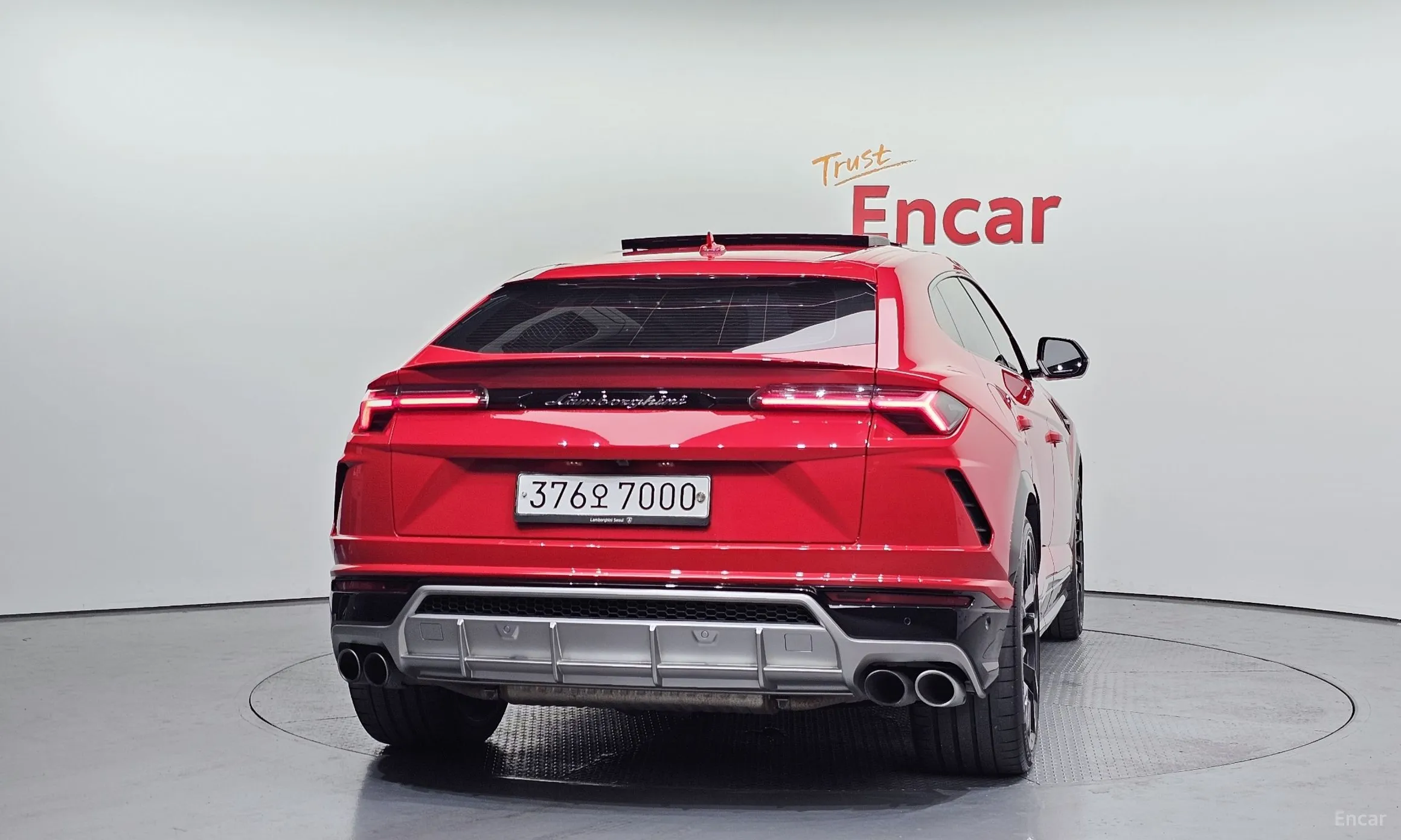 Lamborghini Urus превью 4