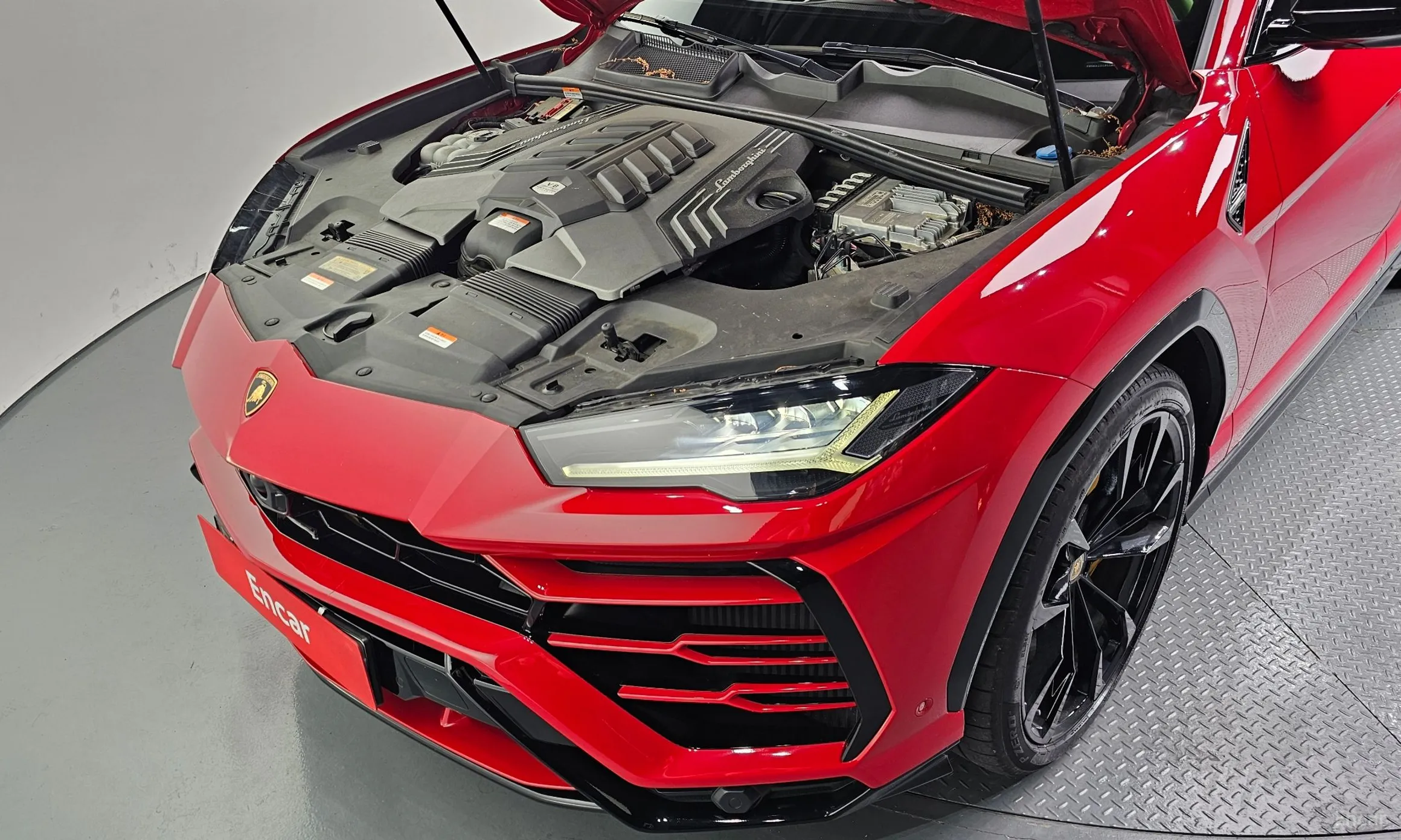 Lamborghini Urus превью 6