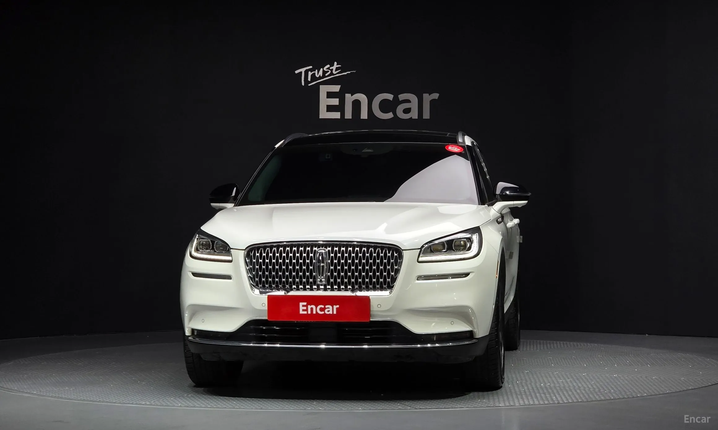 Lincoln Corsair превью 3