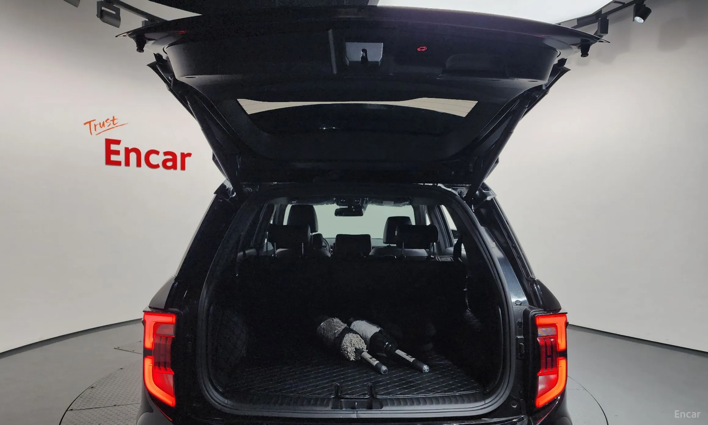 KG Mobility (SsangYong) Torres превью 20