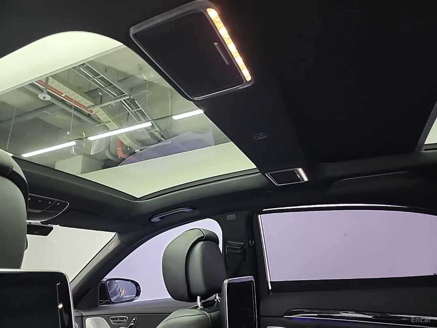 Mercedes Benz S-Class W222 превью 16