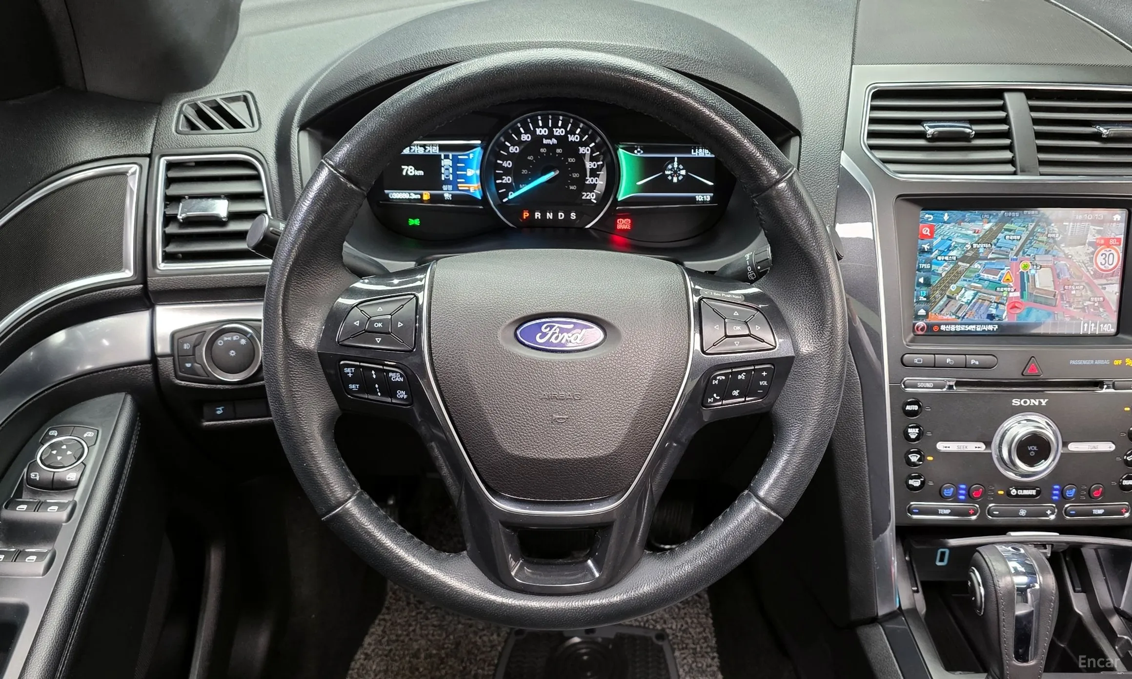 Ford Explorer превью 13