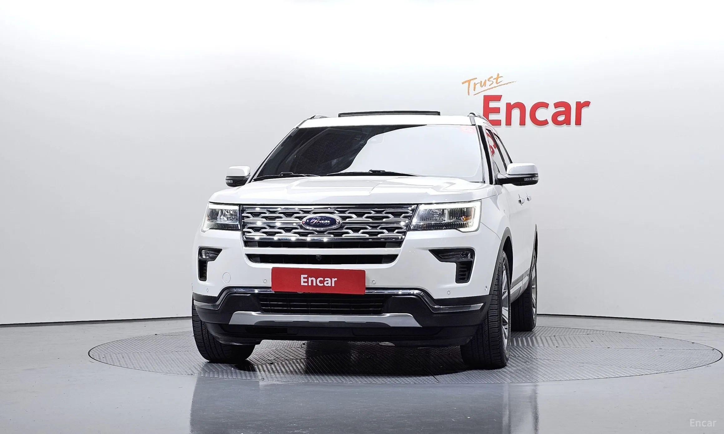 Ford Explorer превью 3
