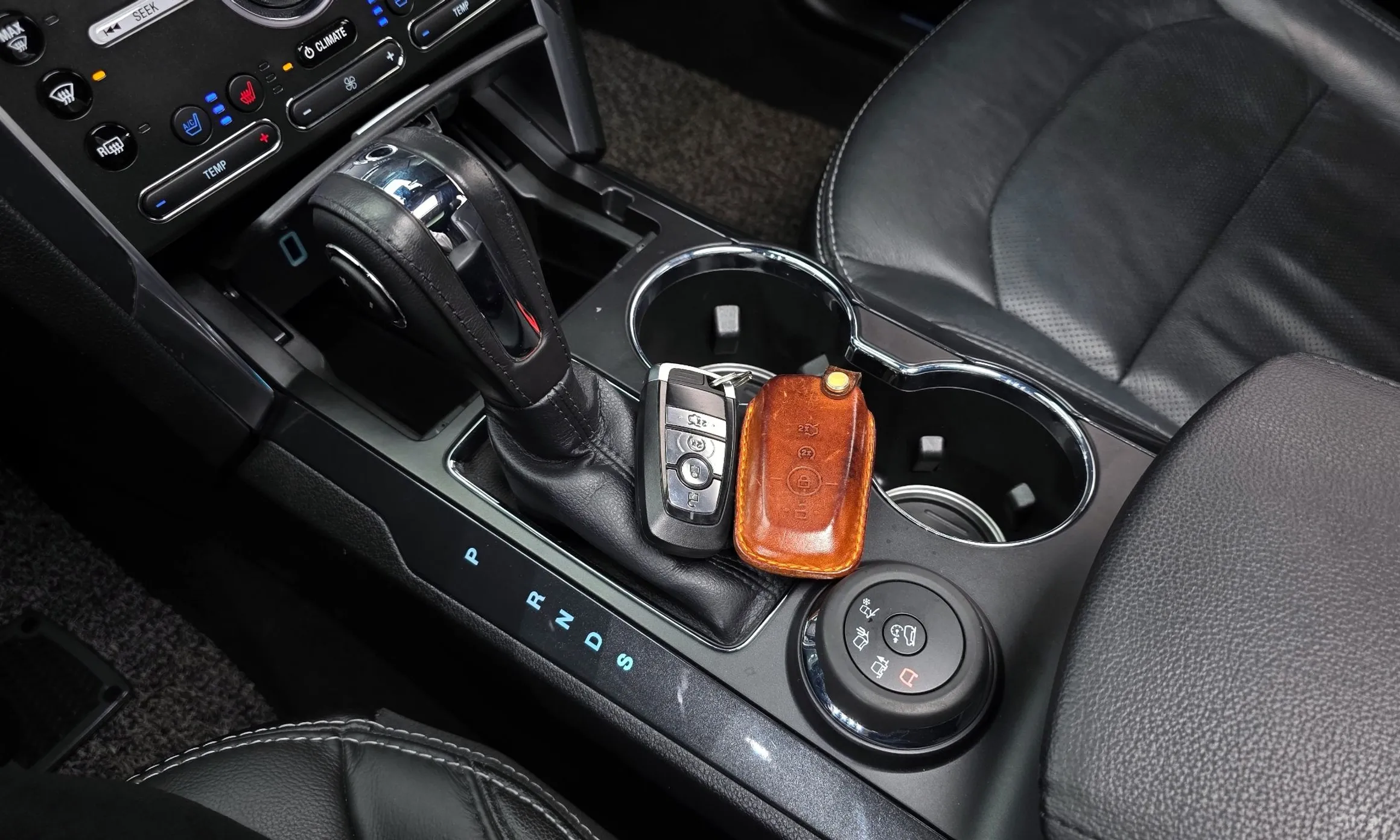Ford Explorer превью 9