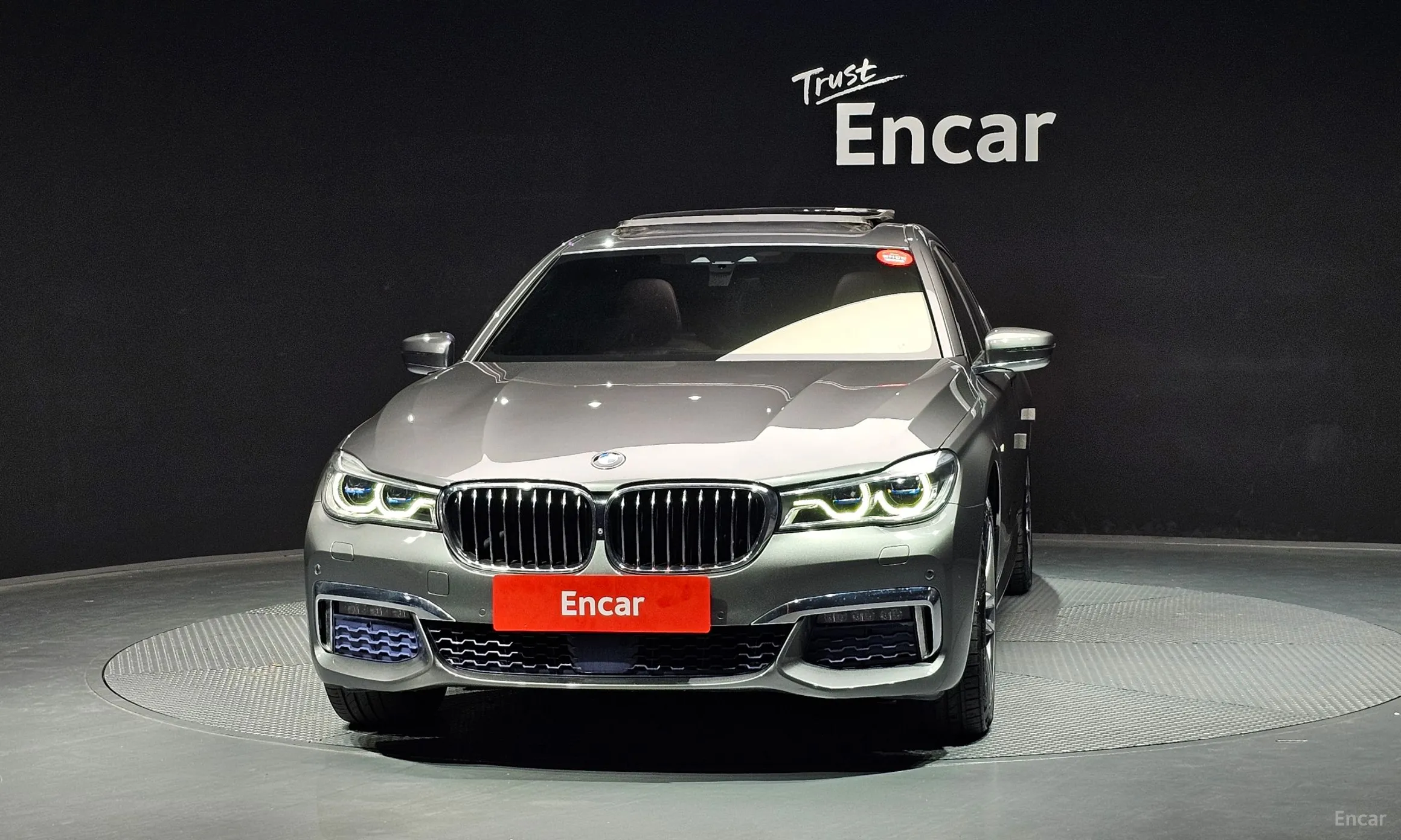 BMW 7 Series (G11) превью 3