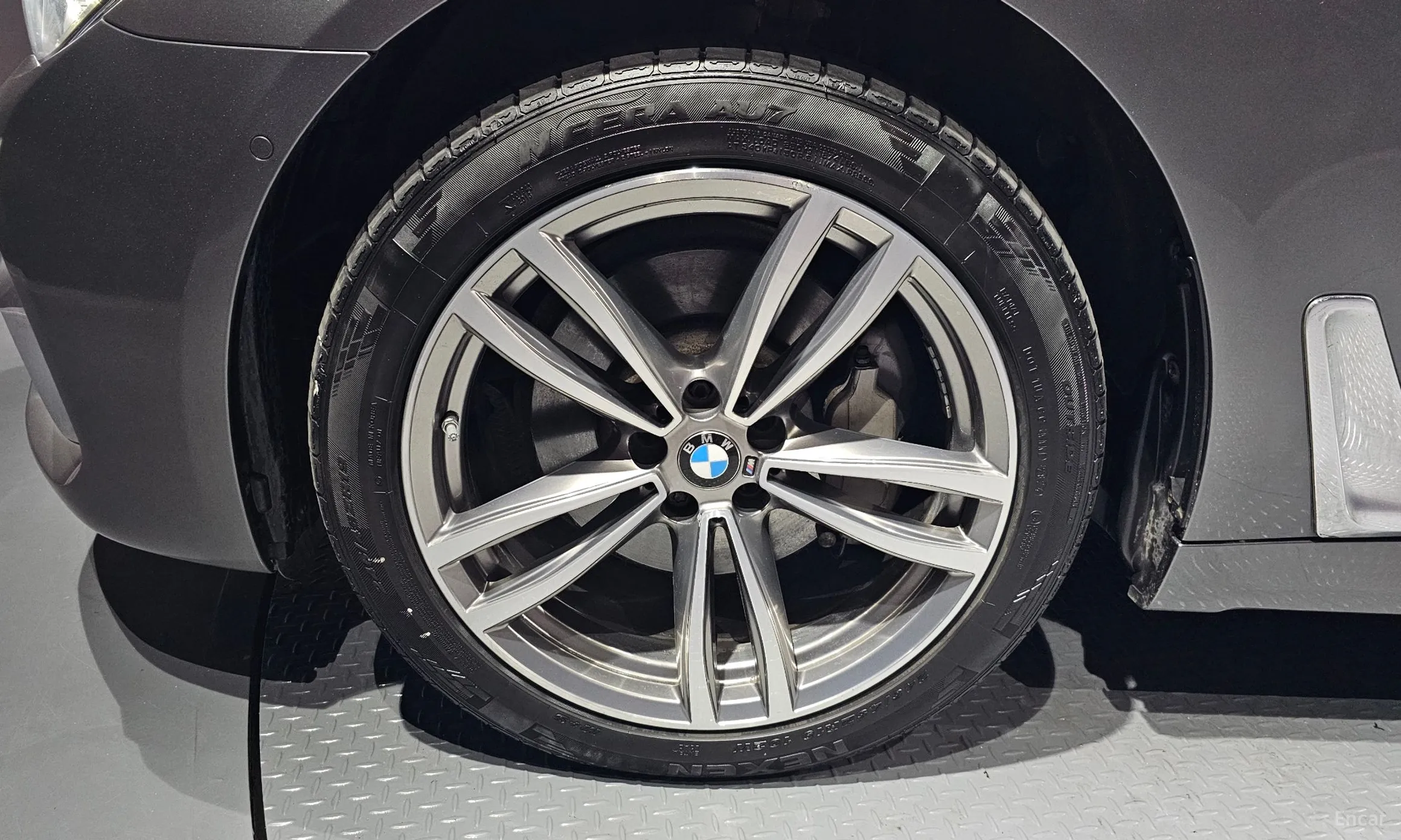 BMW 7 Series (G11) превью 5