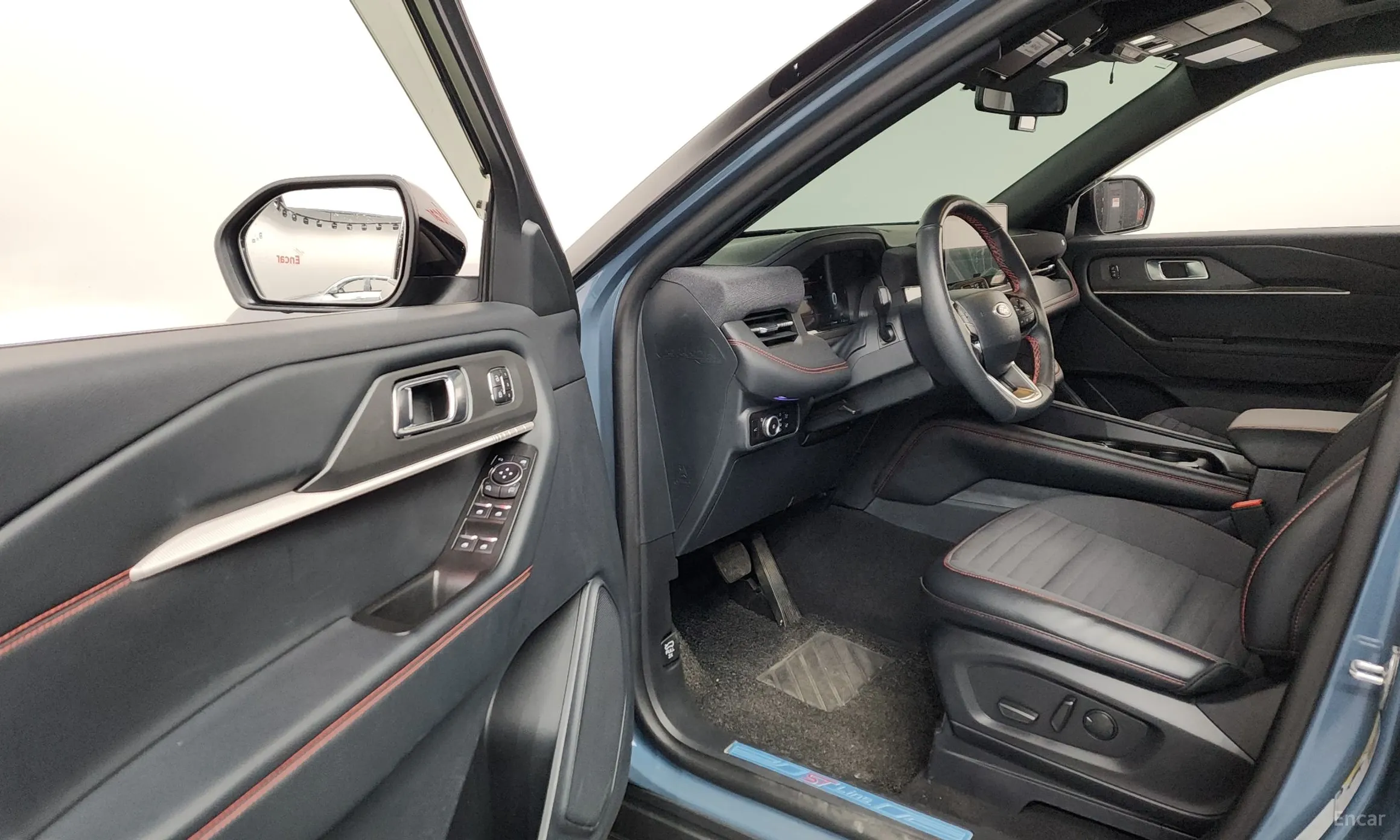 Ford Explorer 6th Generation превью 10