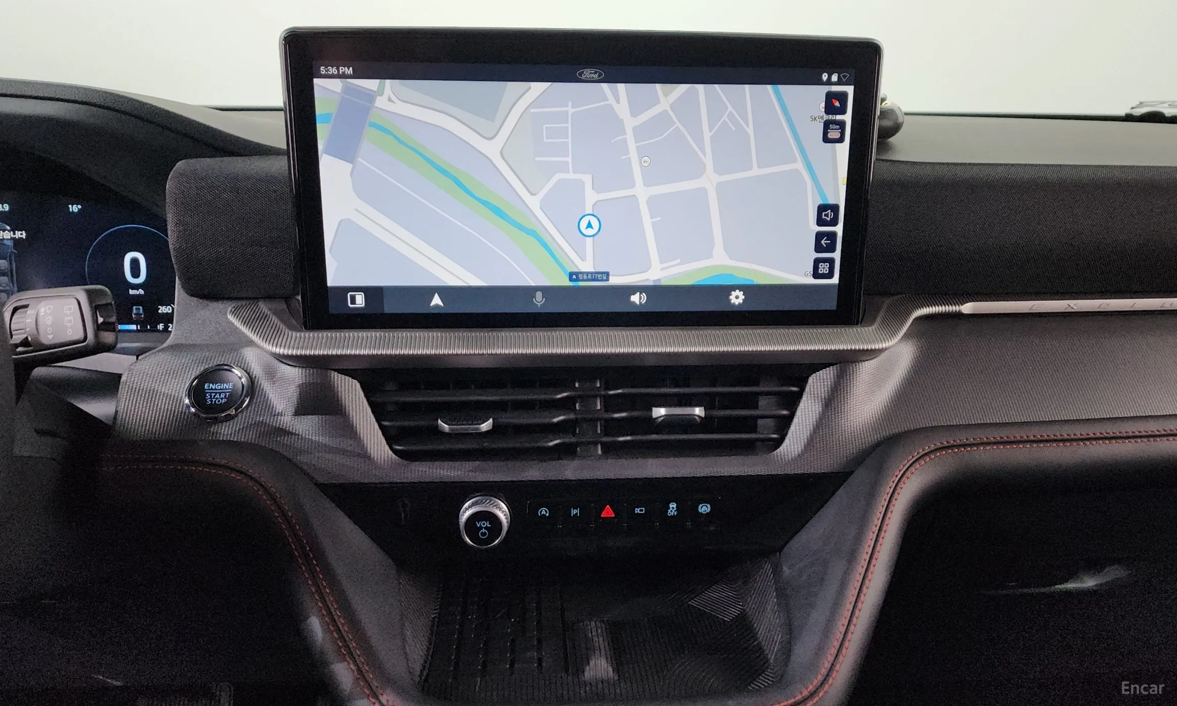 Ford Explorer 6th Generation превью 15