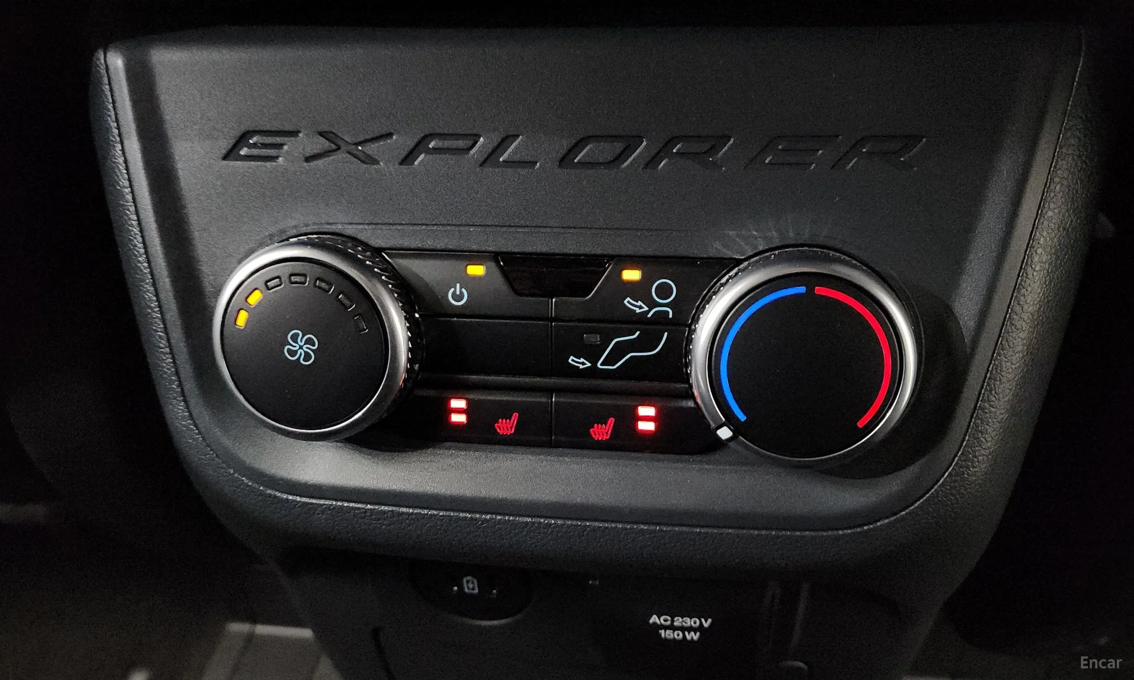 Ford Explorer 6th Generation превью 18