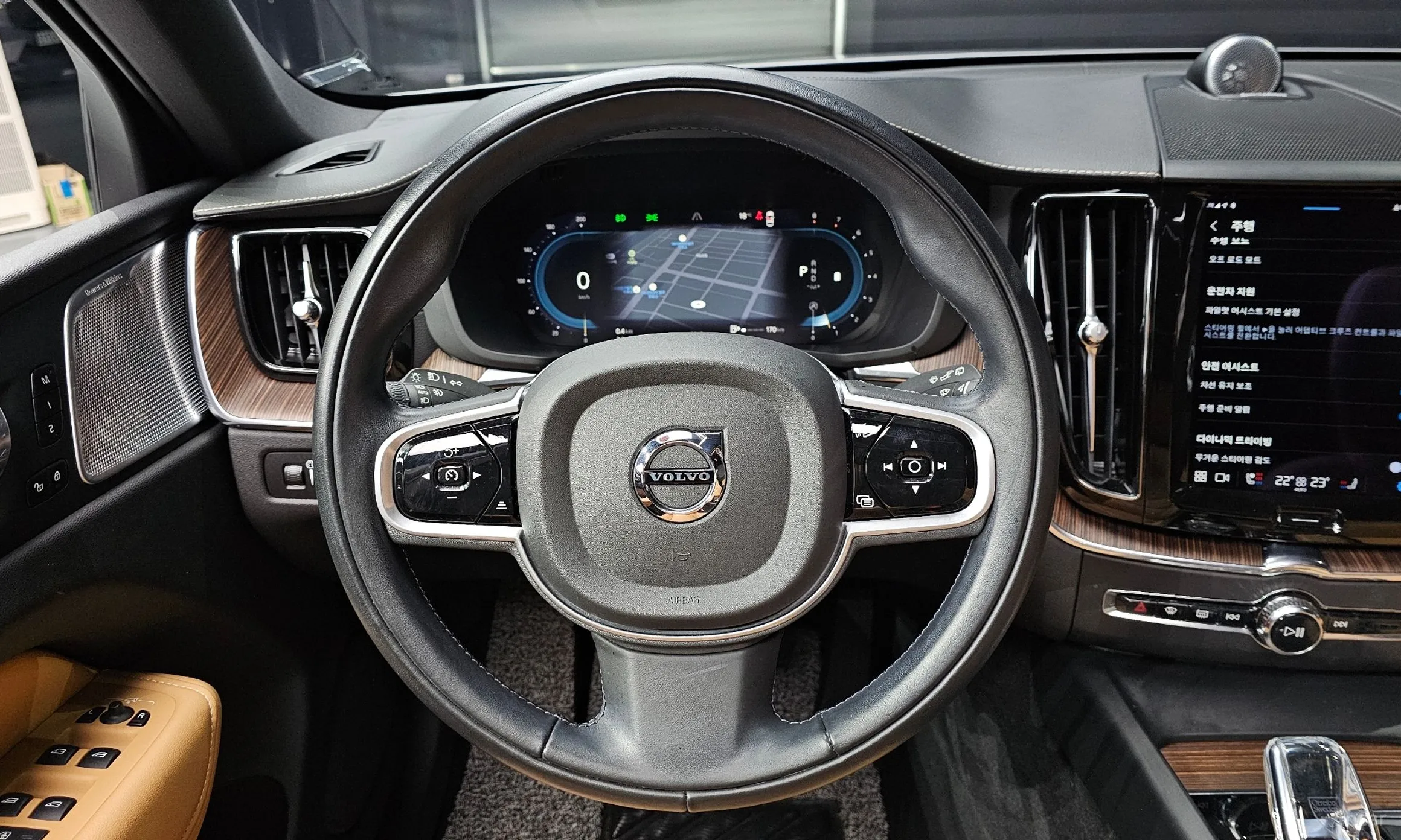 Volvo XC60 Gen 2 превью 13