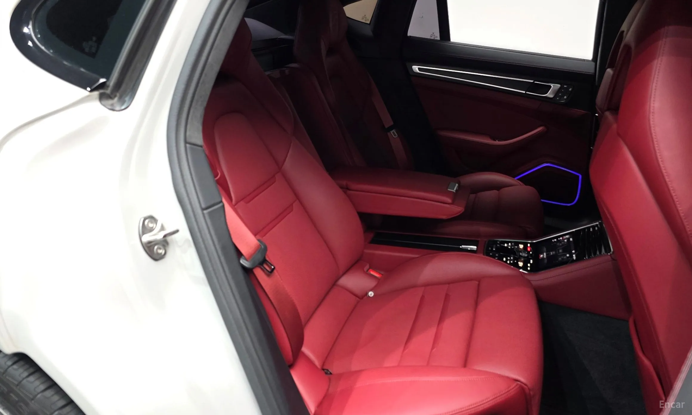 Porsche Panamera (971) превью 12