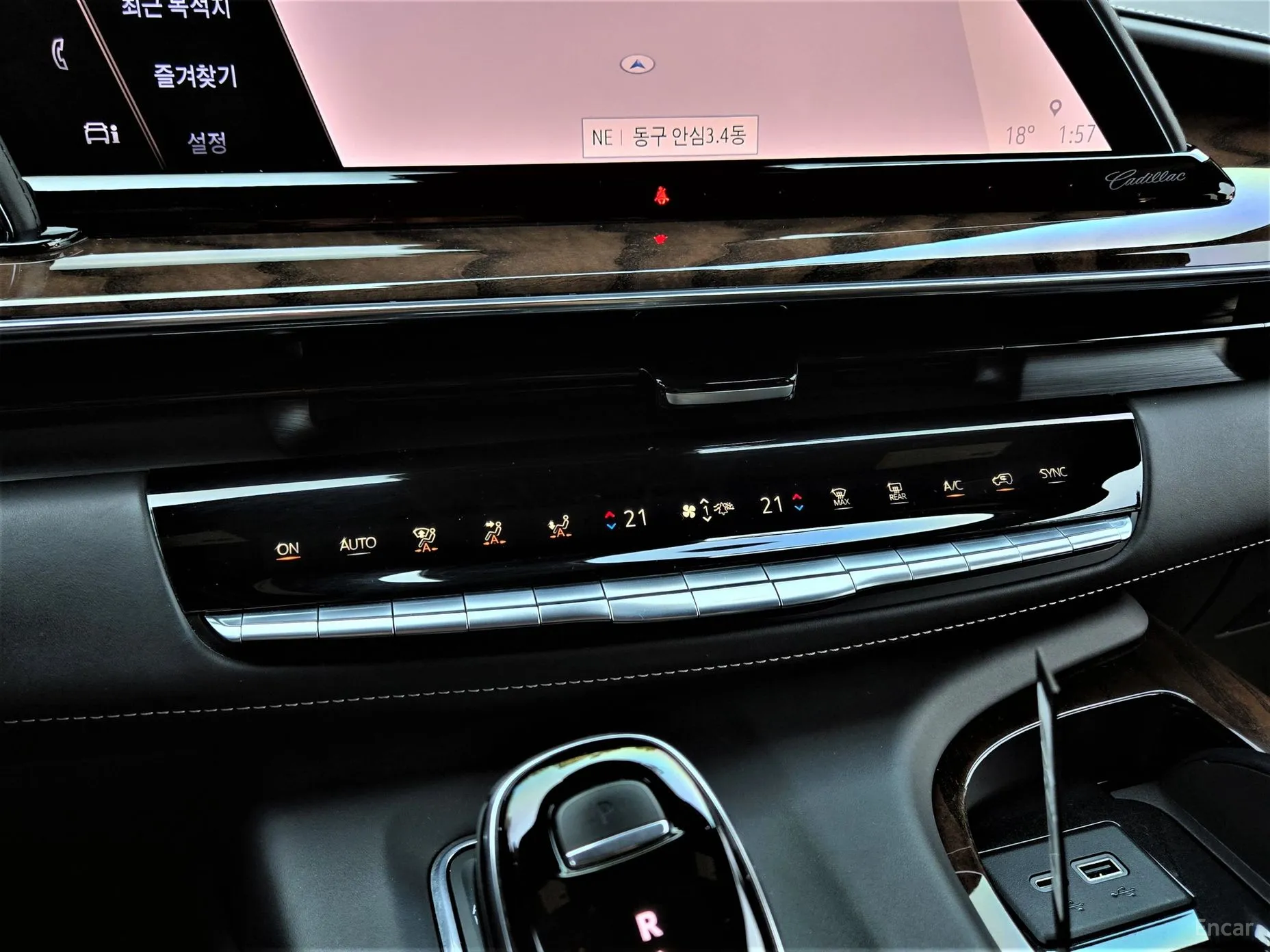 Cadillac Escalade 5th Generation превью 17
