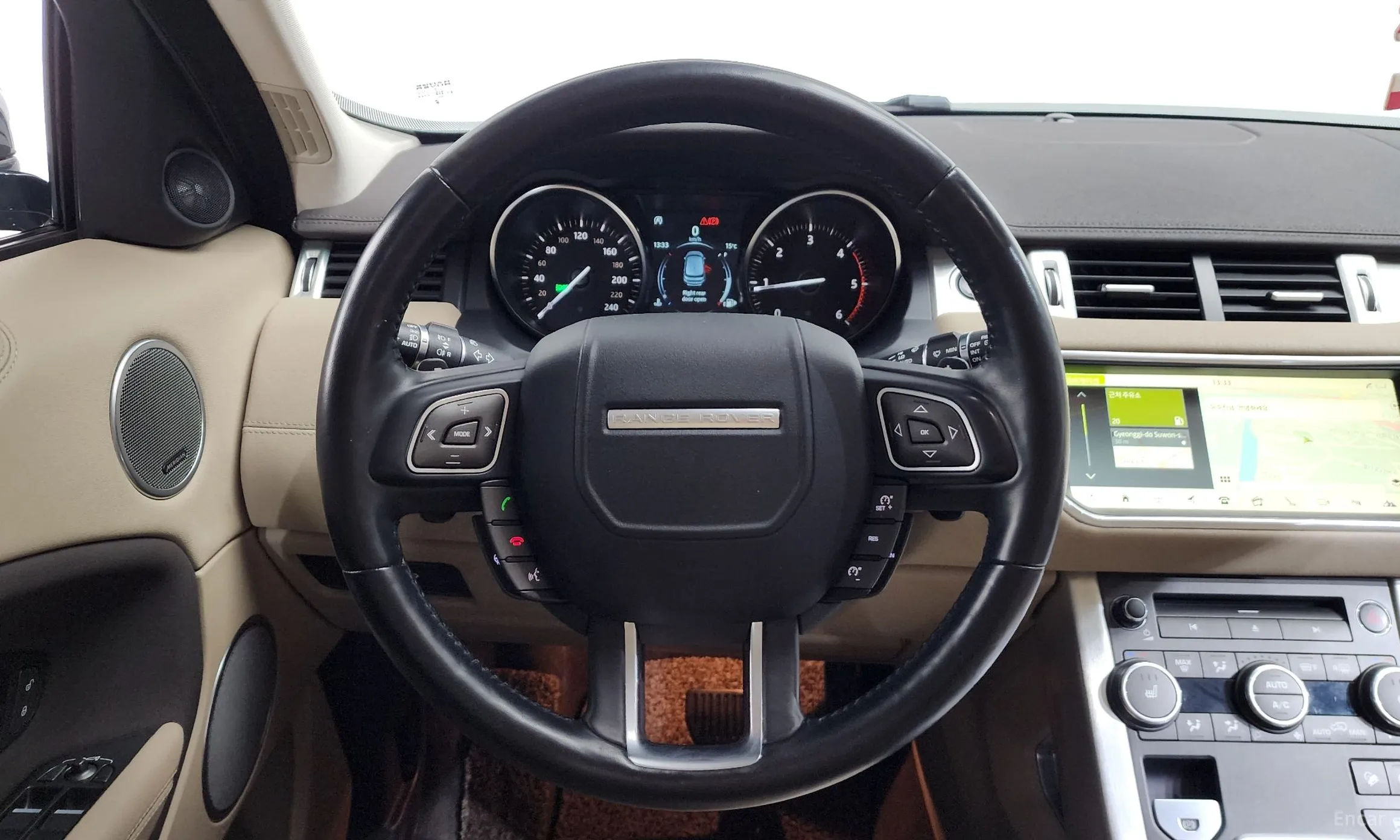 Land Rover Range Rover Evoque превью 13