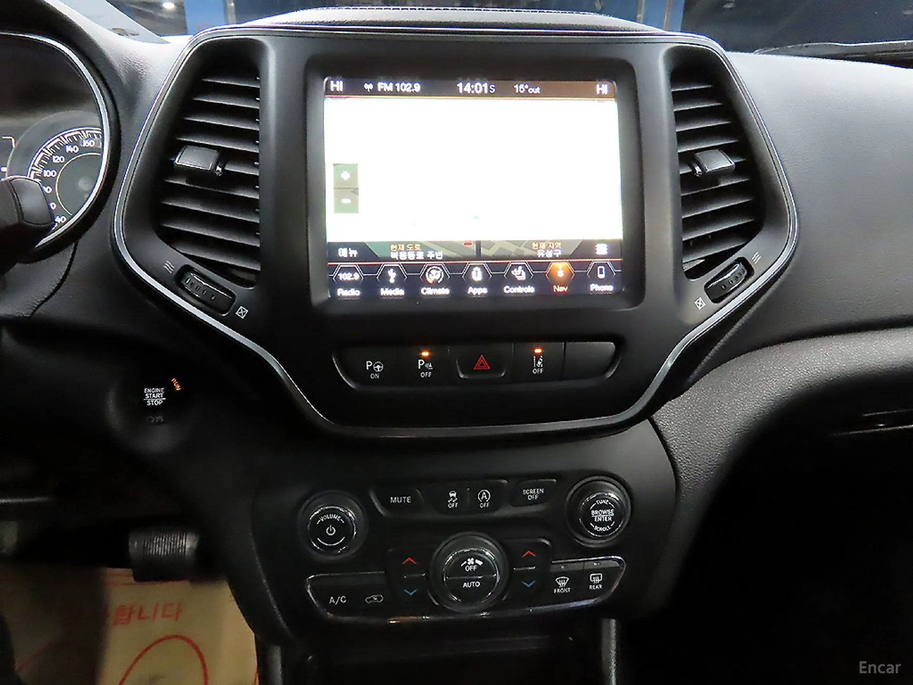 Jeep Cherokee (KL) превью 18