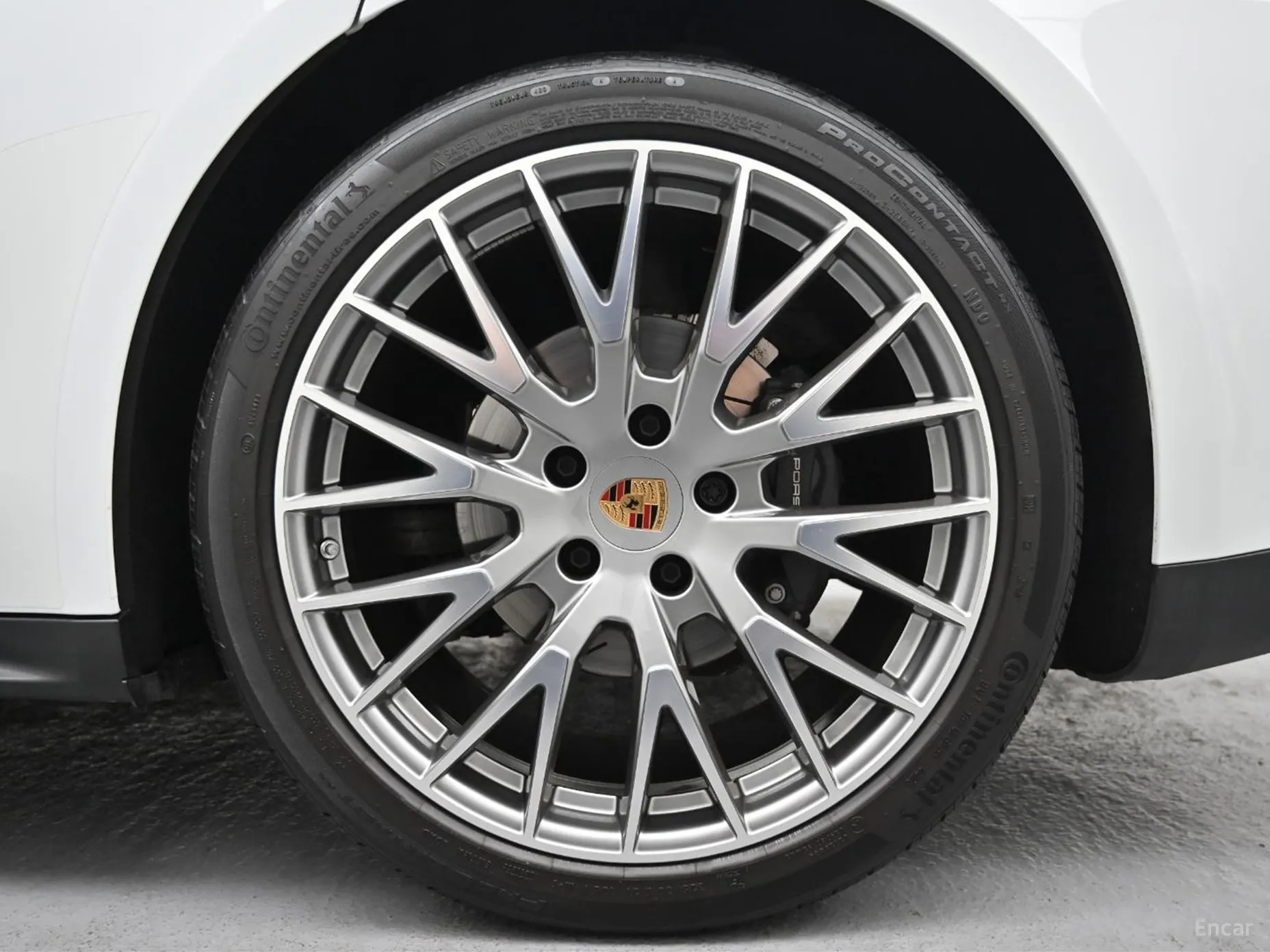 Porsche Panamera (976) превью 5