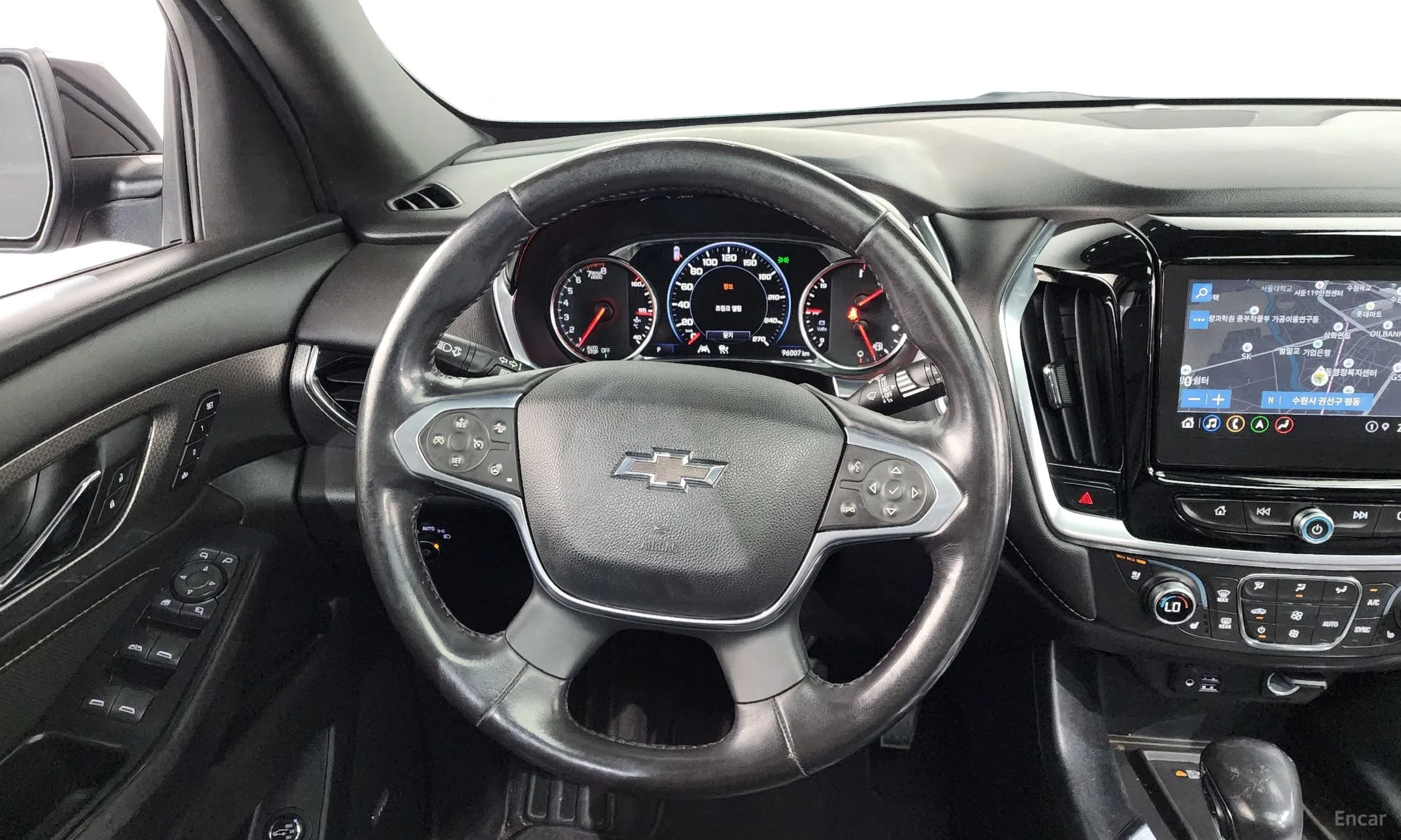 Chevrolet (GM Daewoo) Traverse превью 13
