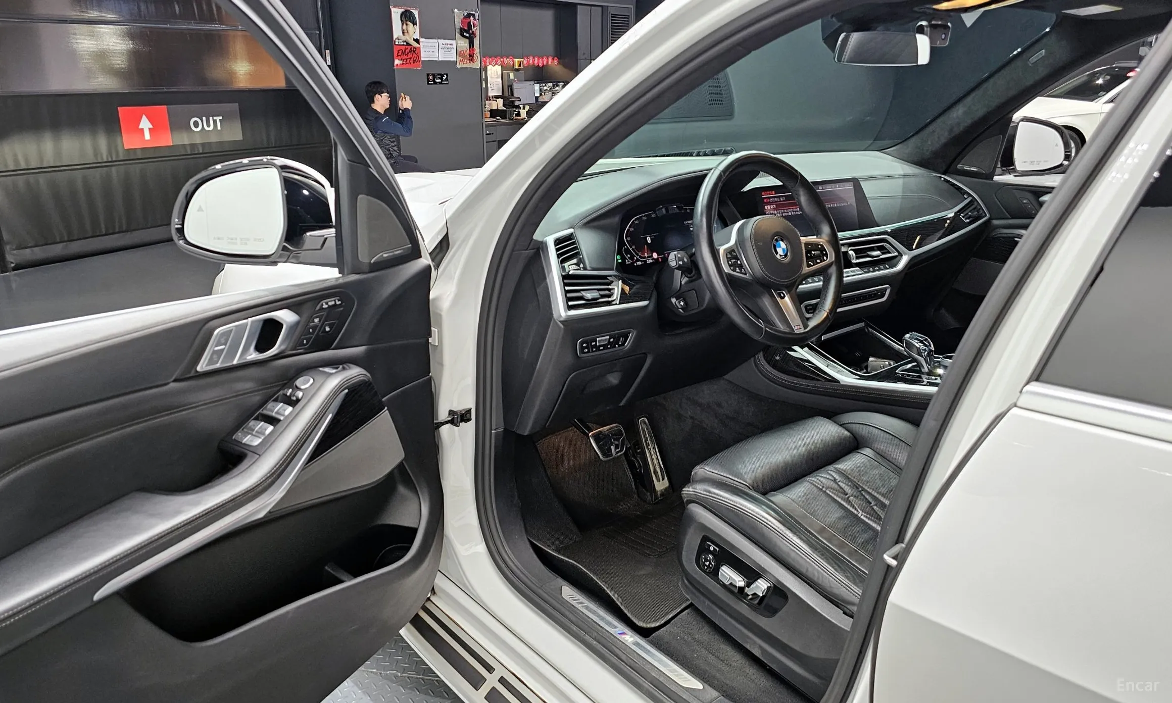 BMW X7 (G07) превью 11