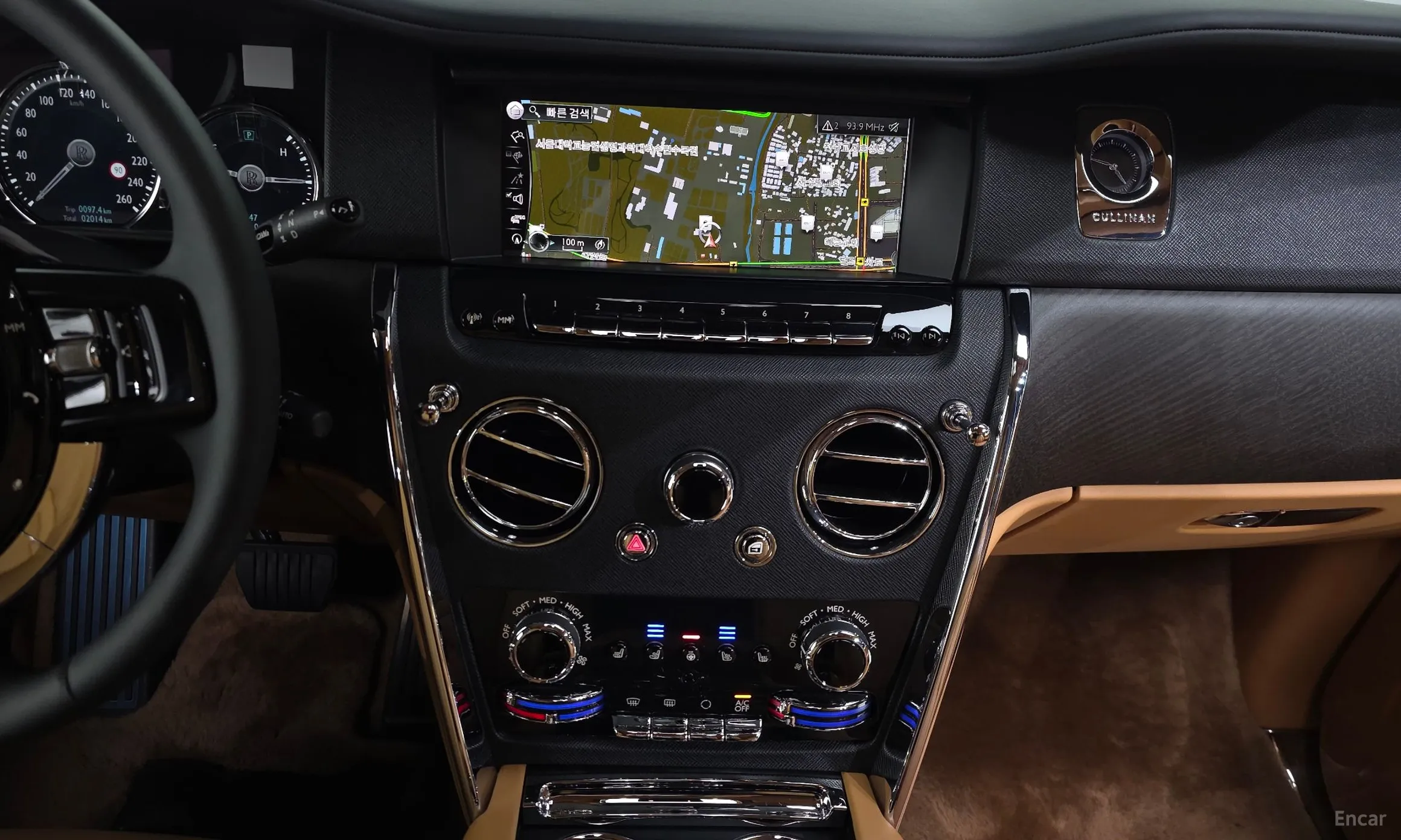 Rolls-Royce Cullinan превью 14